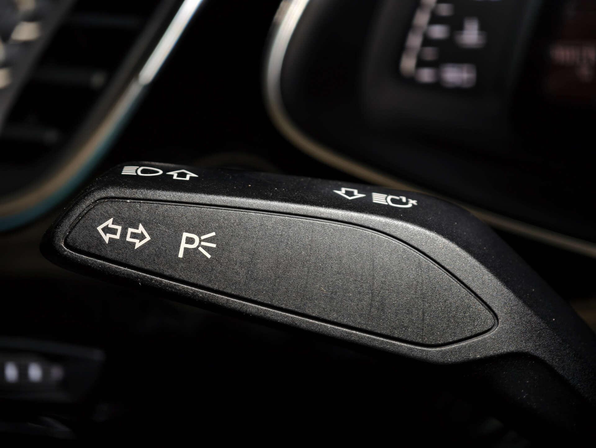 Audi Q7 view 29