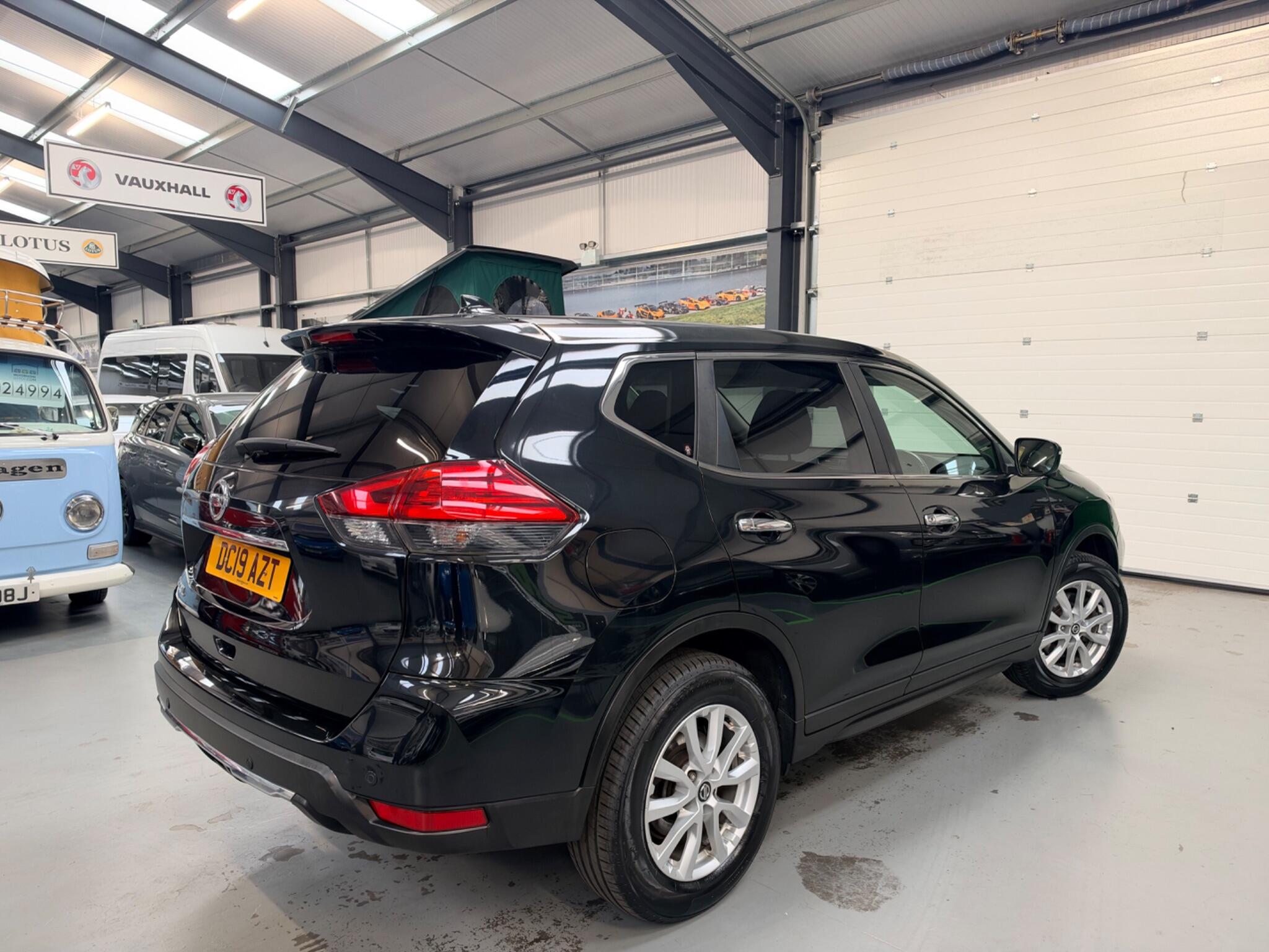 Nissan X-Trail view 15
