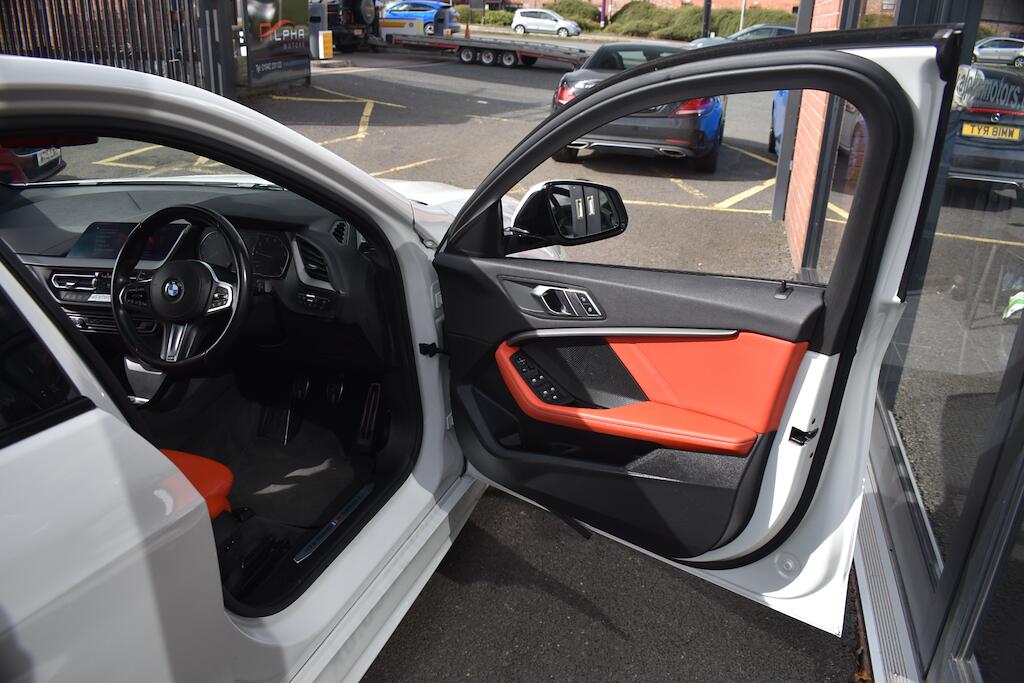 BMW 1 Series view 47