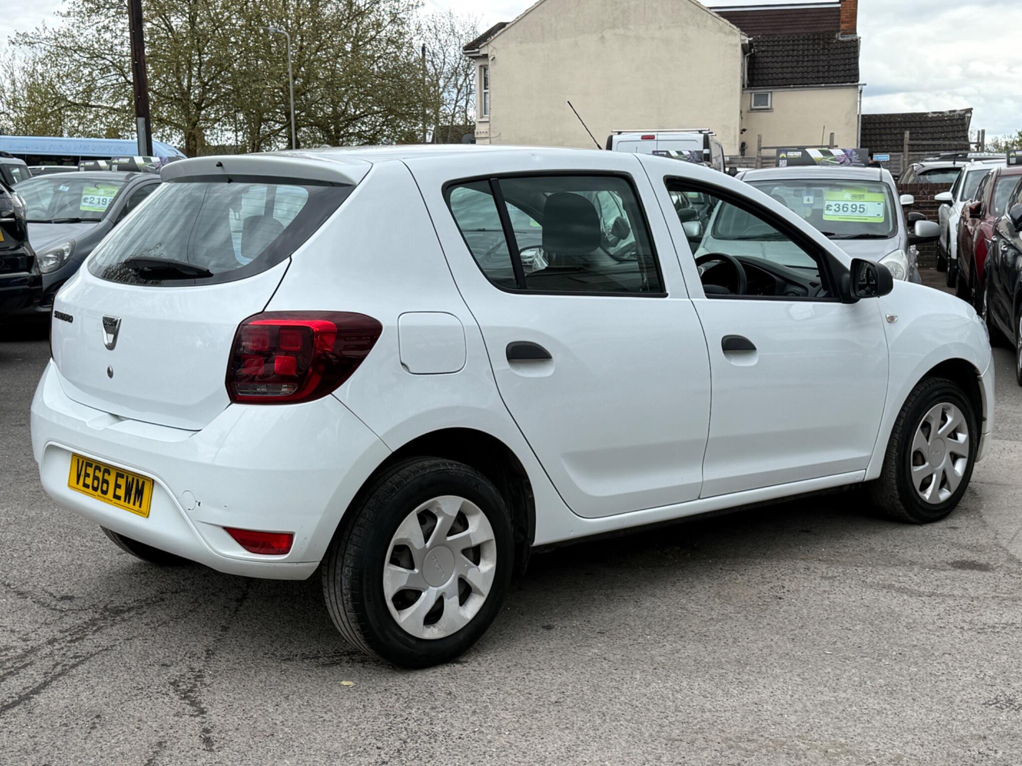 Dacia Sandero - Image 18