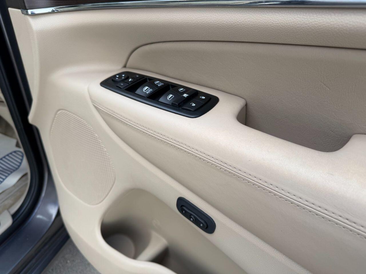 Jeep Grand Cherokee view 51