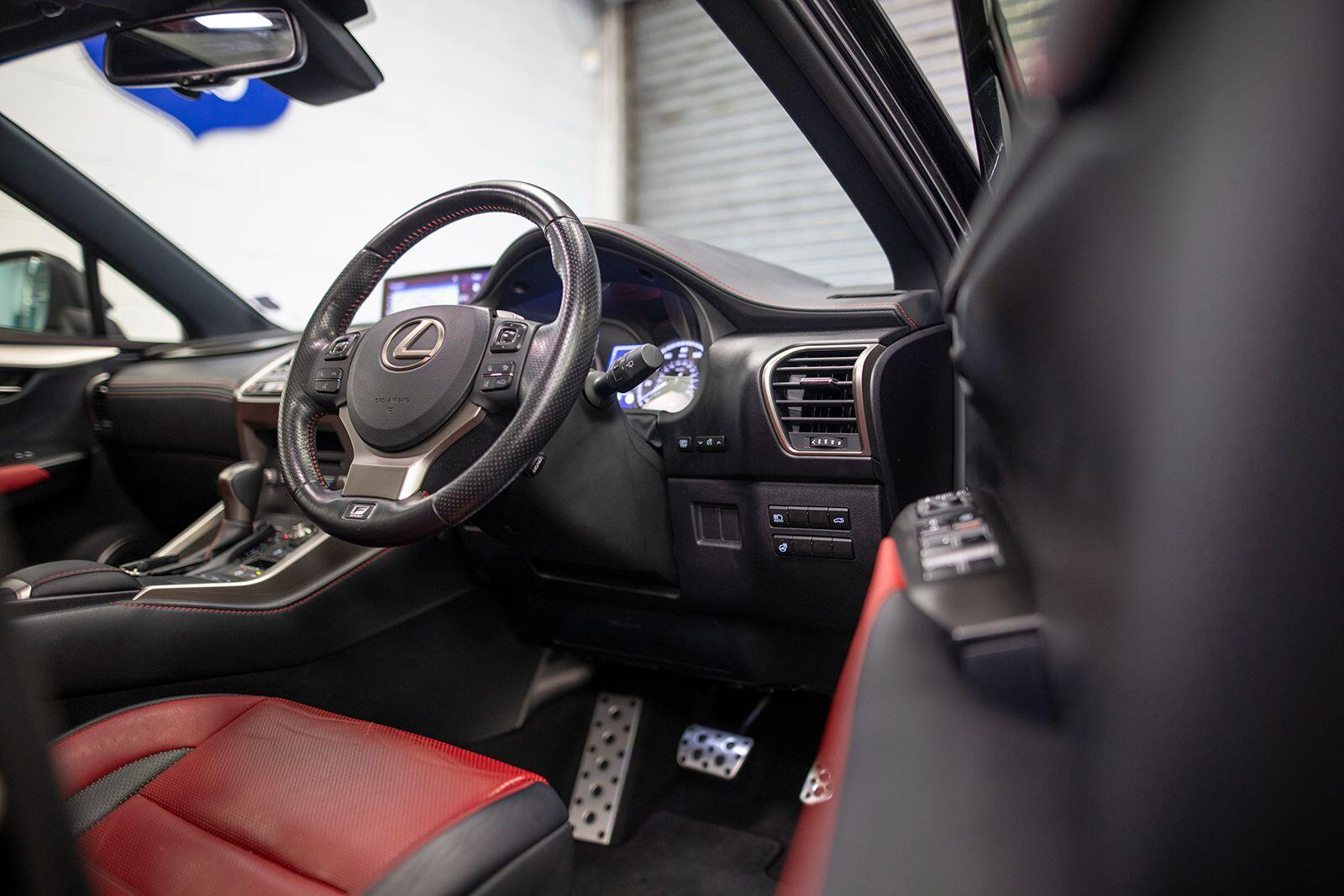 Lexus NX view 21