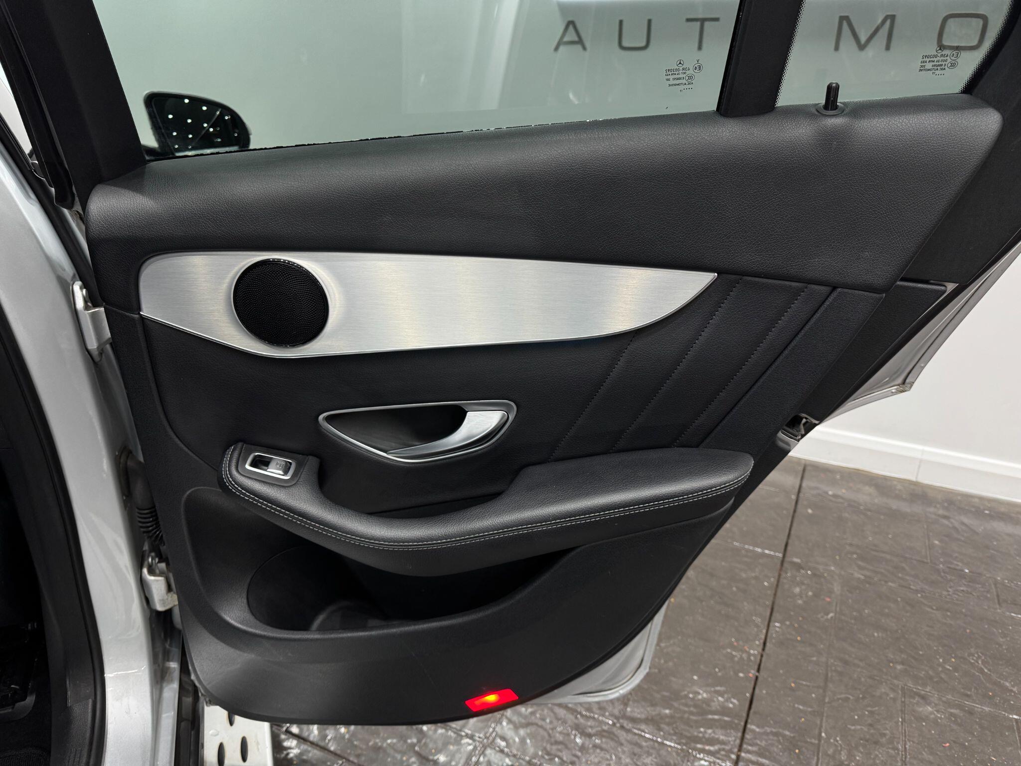 Mercedes-Benz GLC view 54