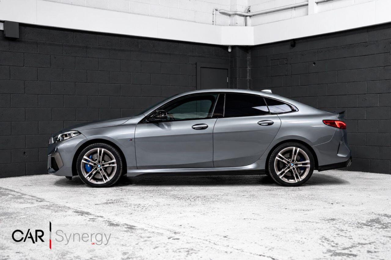 BMW 2 Series view 4