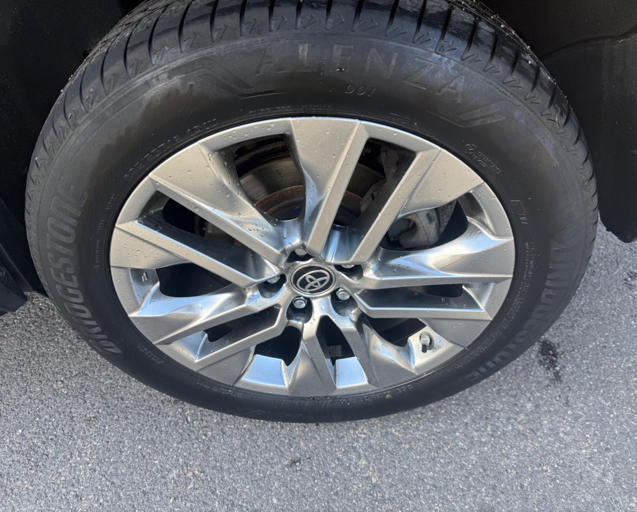 Toyota Rav4 view 31