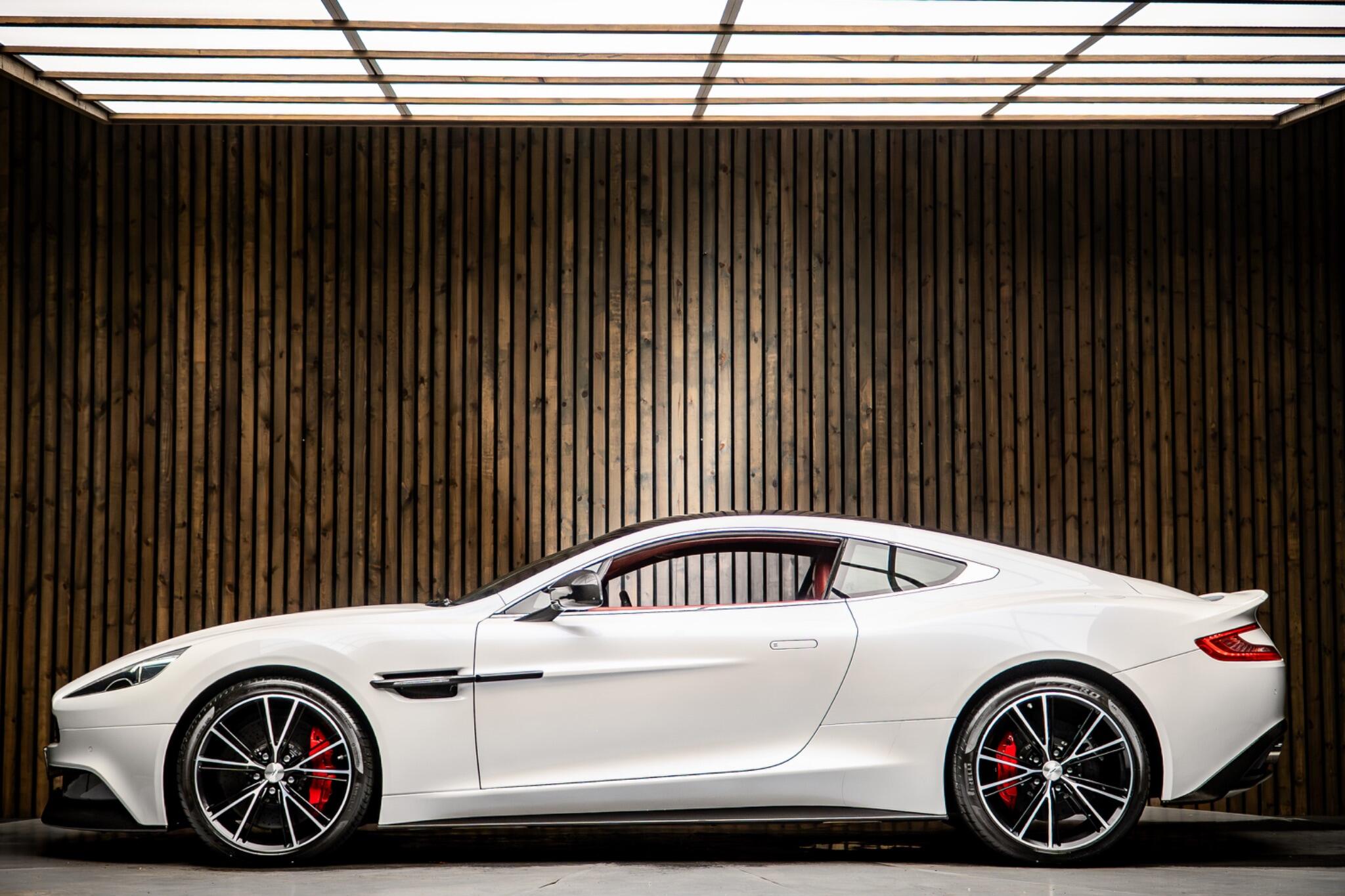 Aston Martin Vanquish view 7