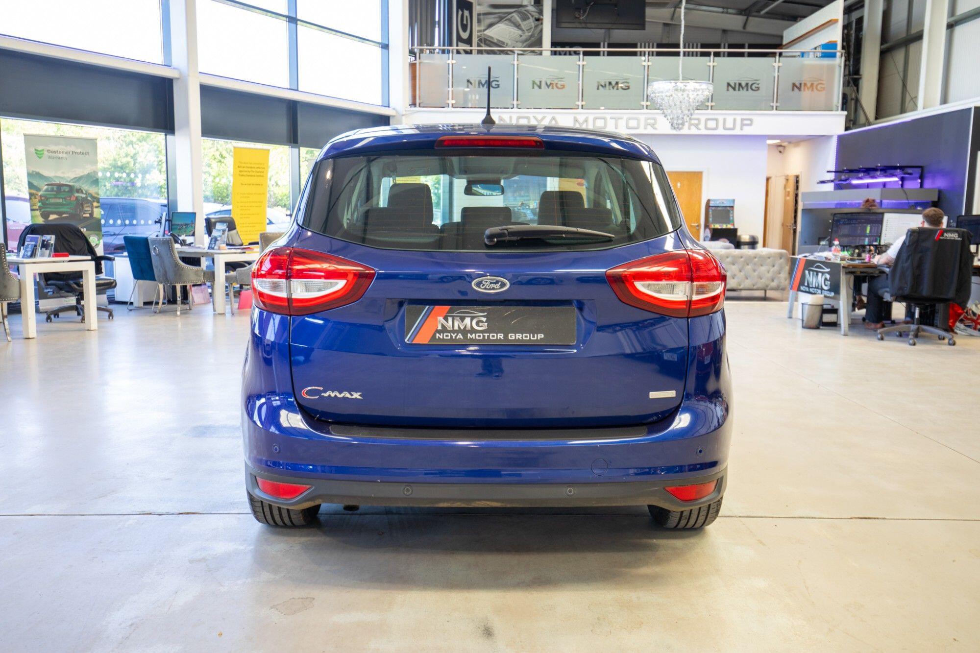 Ford C-Max view 27
