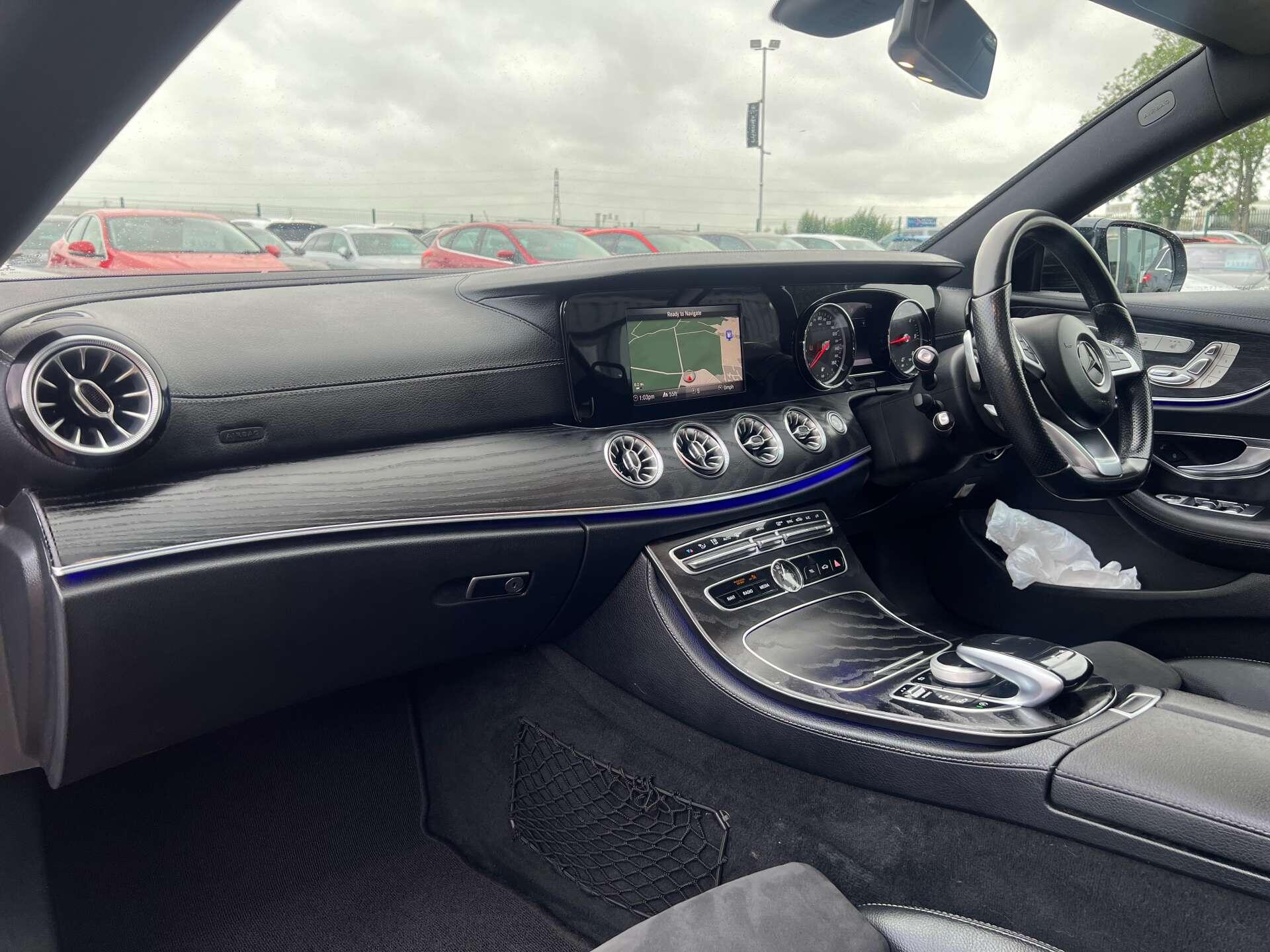 Mercedes-Benz E-Class view 50