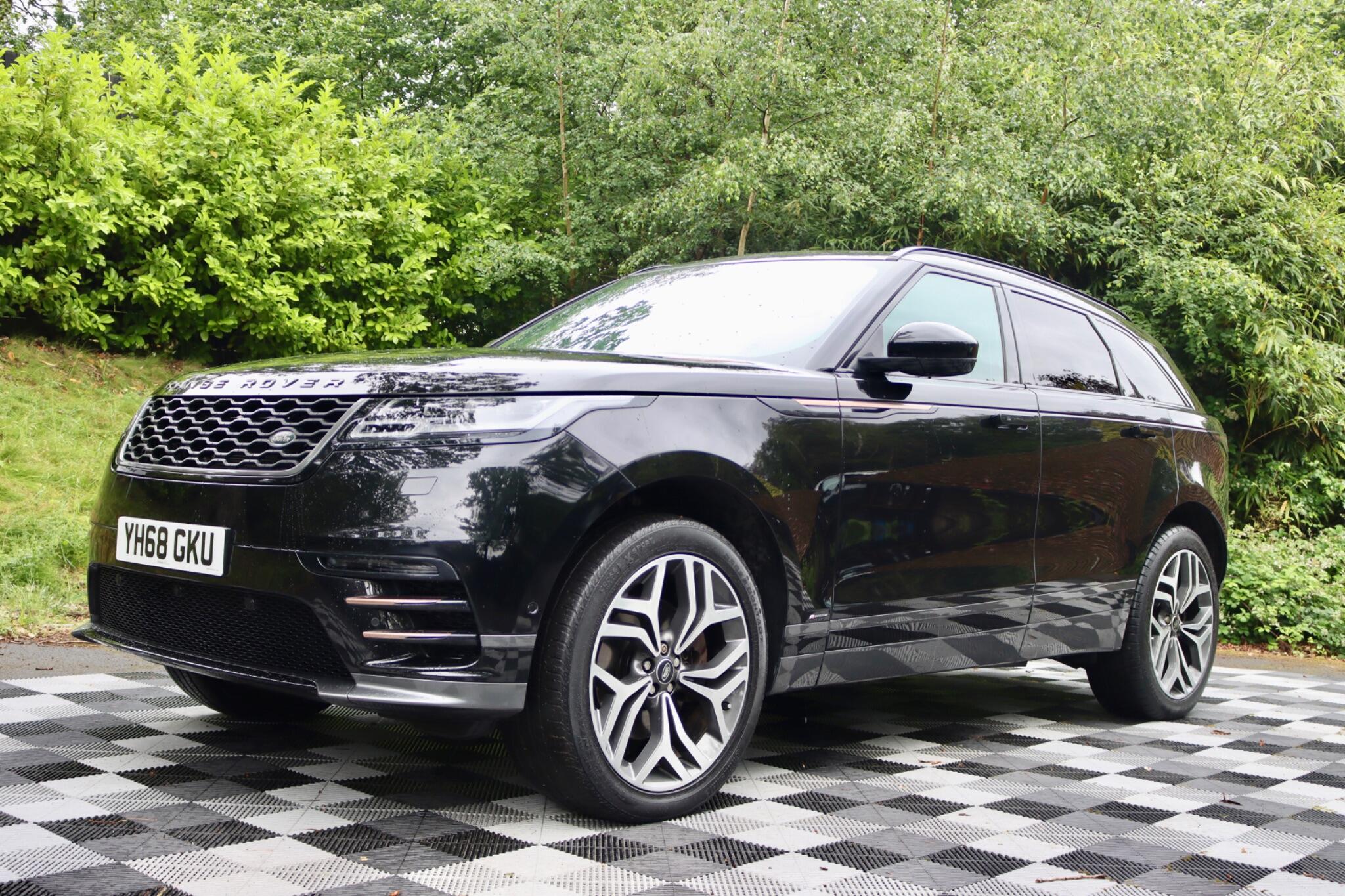 Land Rover Range Rover Velar view 12