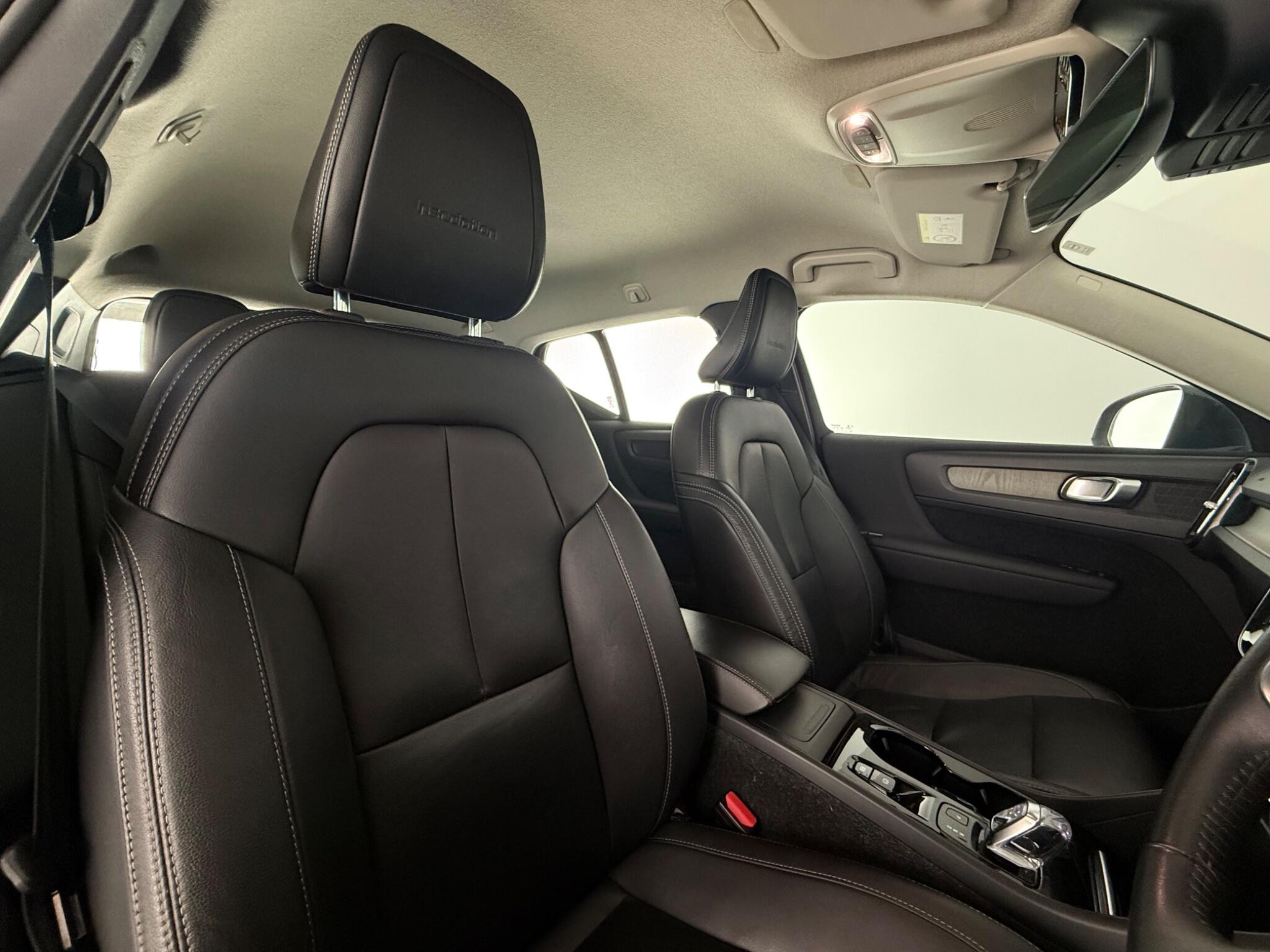 Volvo XC40 view 31