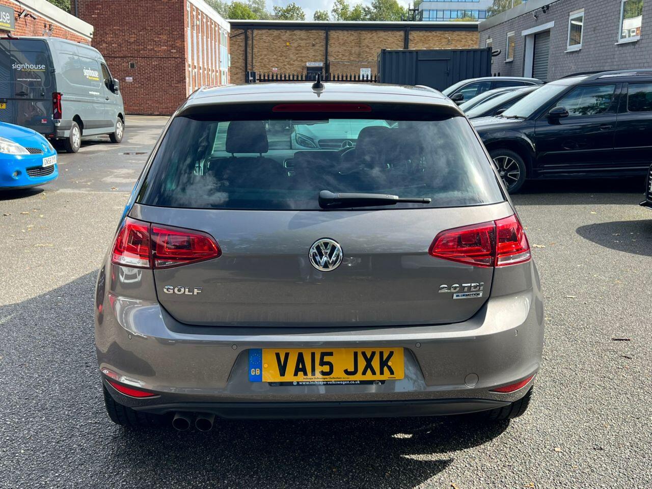 Volkswagen Golf view 11