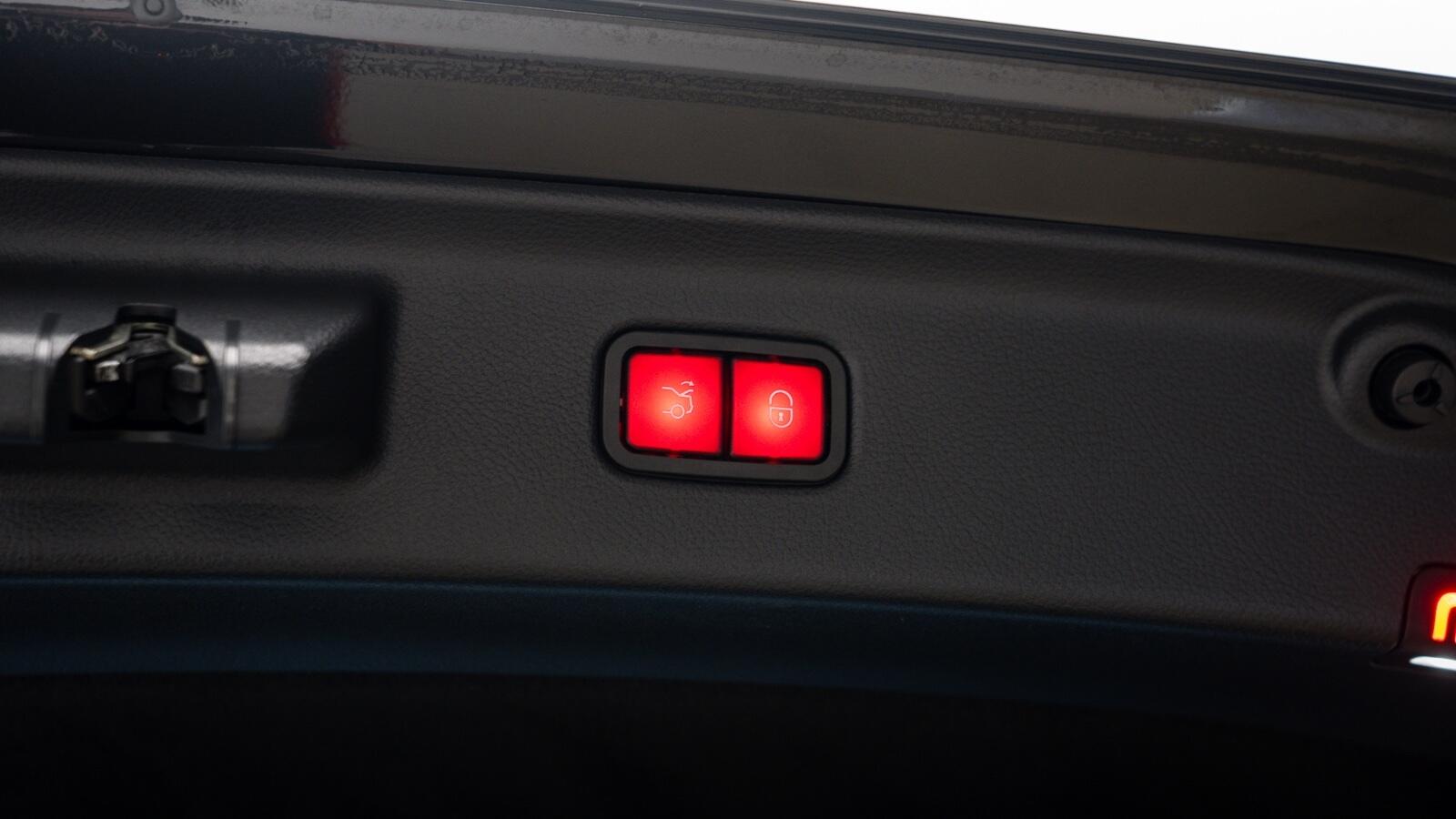 Mercedes-Benz S Class view 59
