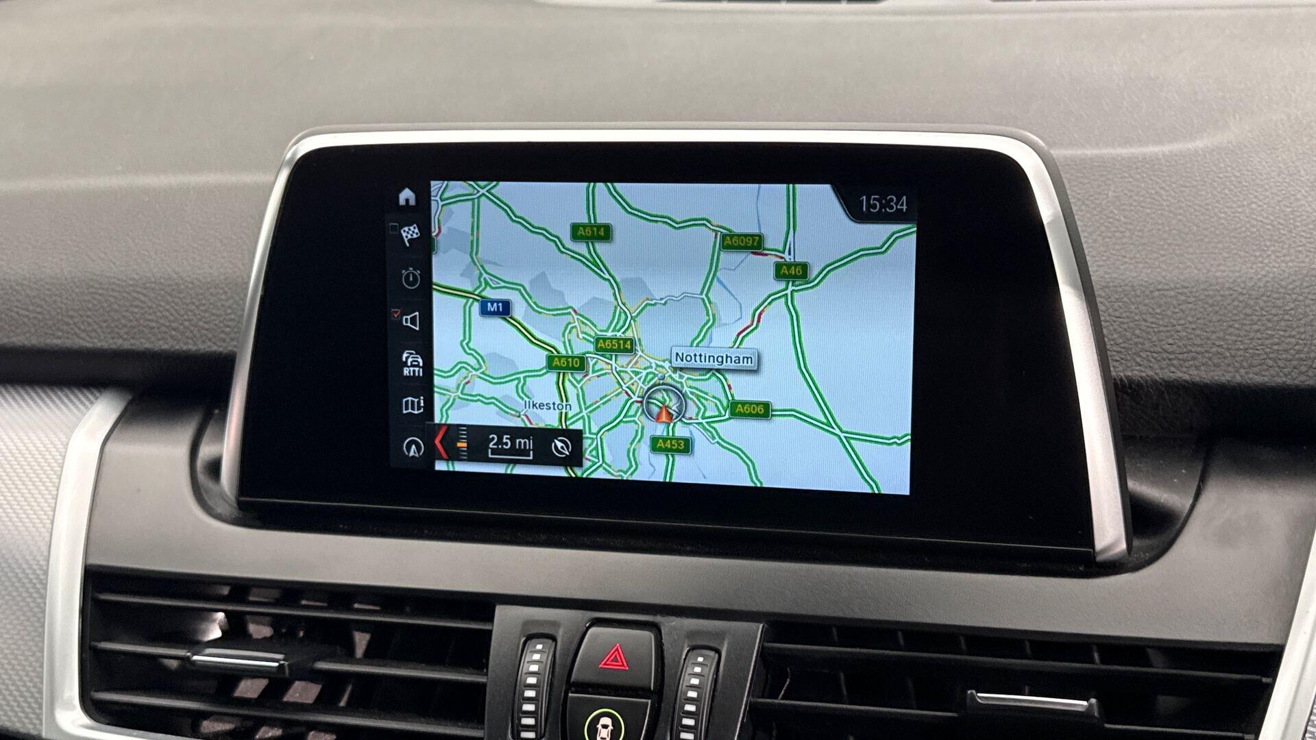 BMW 2 Series view 24