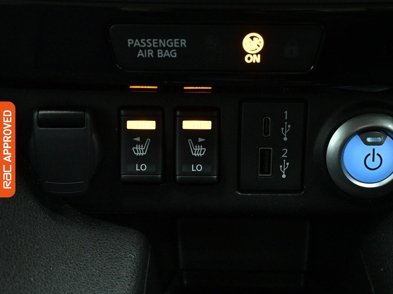 Nissan Leaf view 19