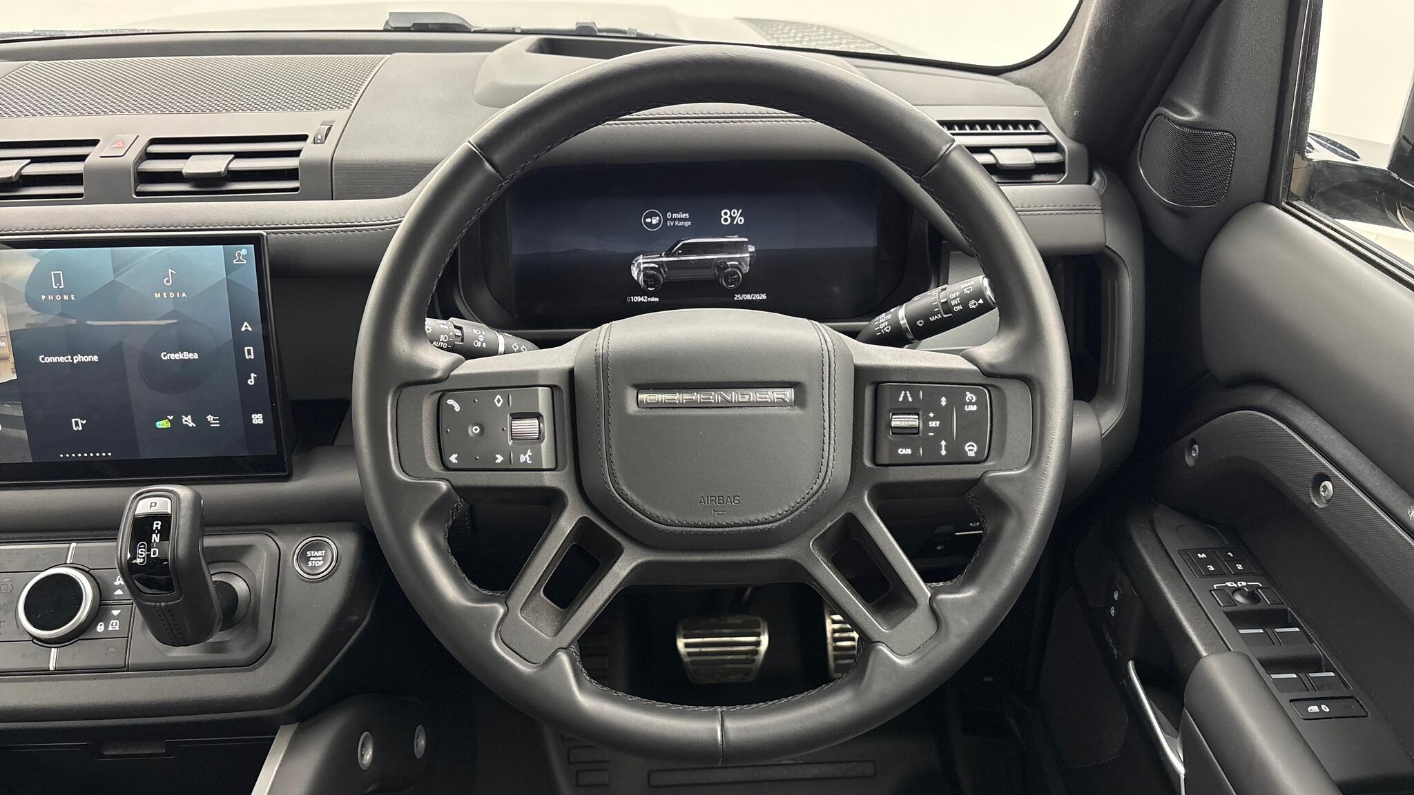 Land Rover Defender view 15