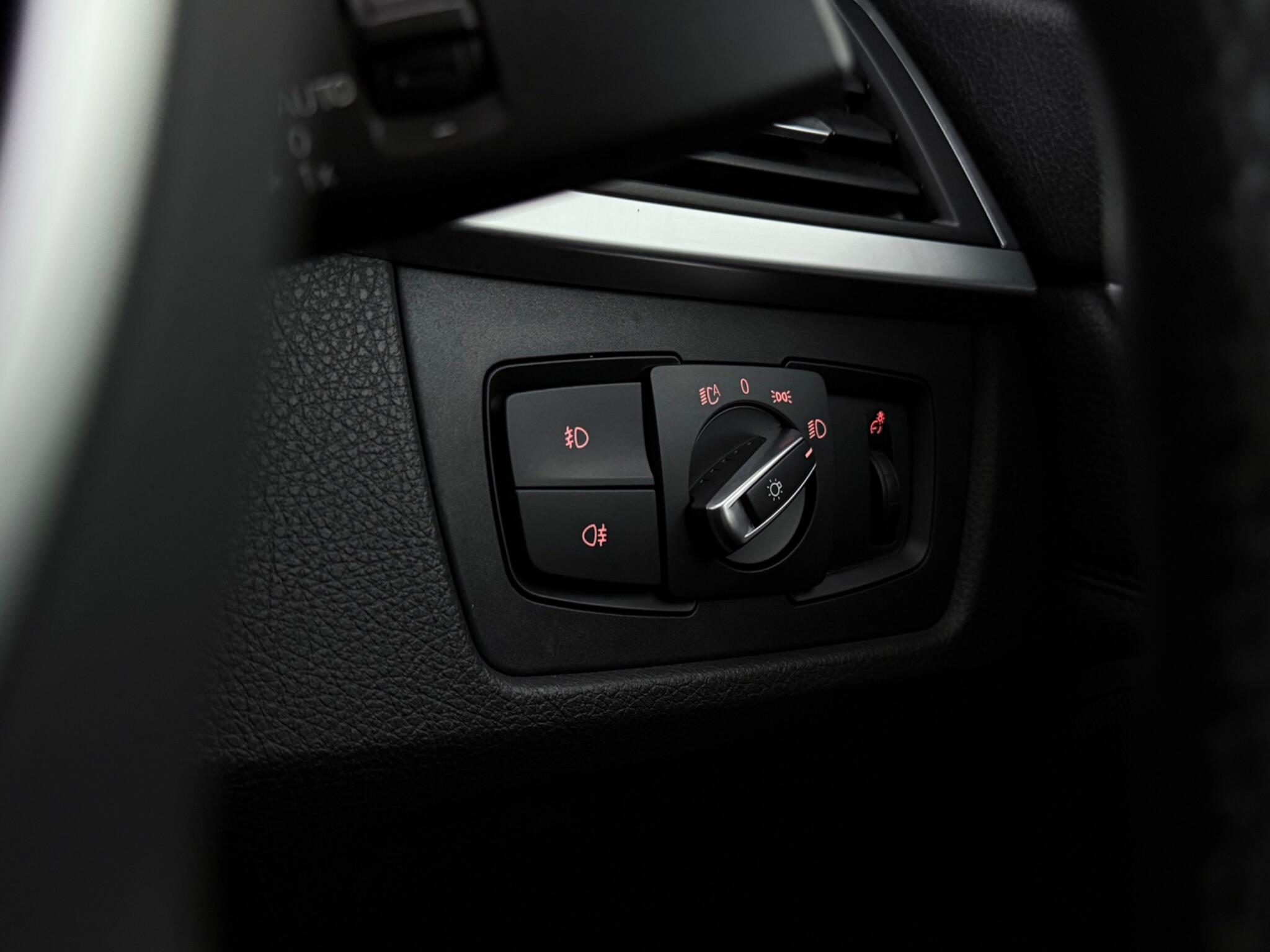BMW 4 Series view 19