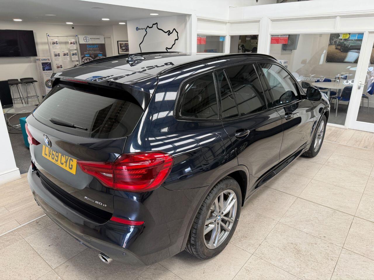 BMW X3 view 16