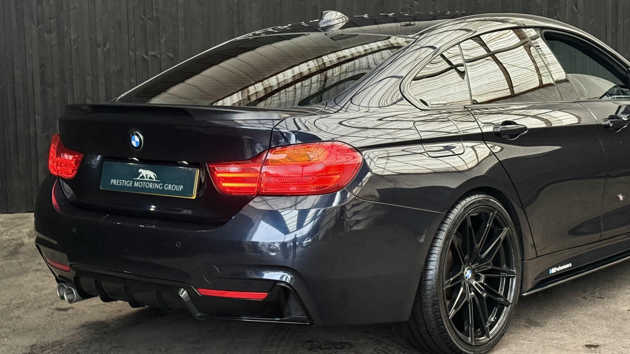 BMW 4 Series view 11