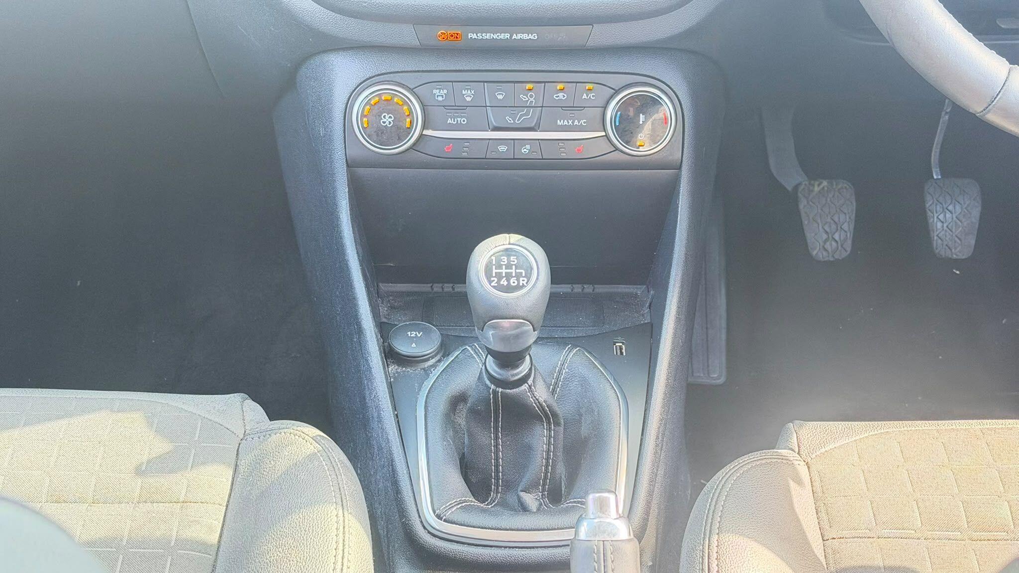 Ford Fiesta view 11