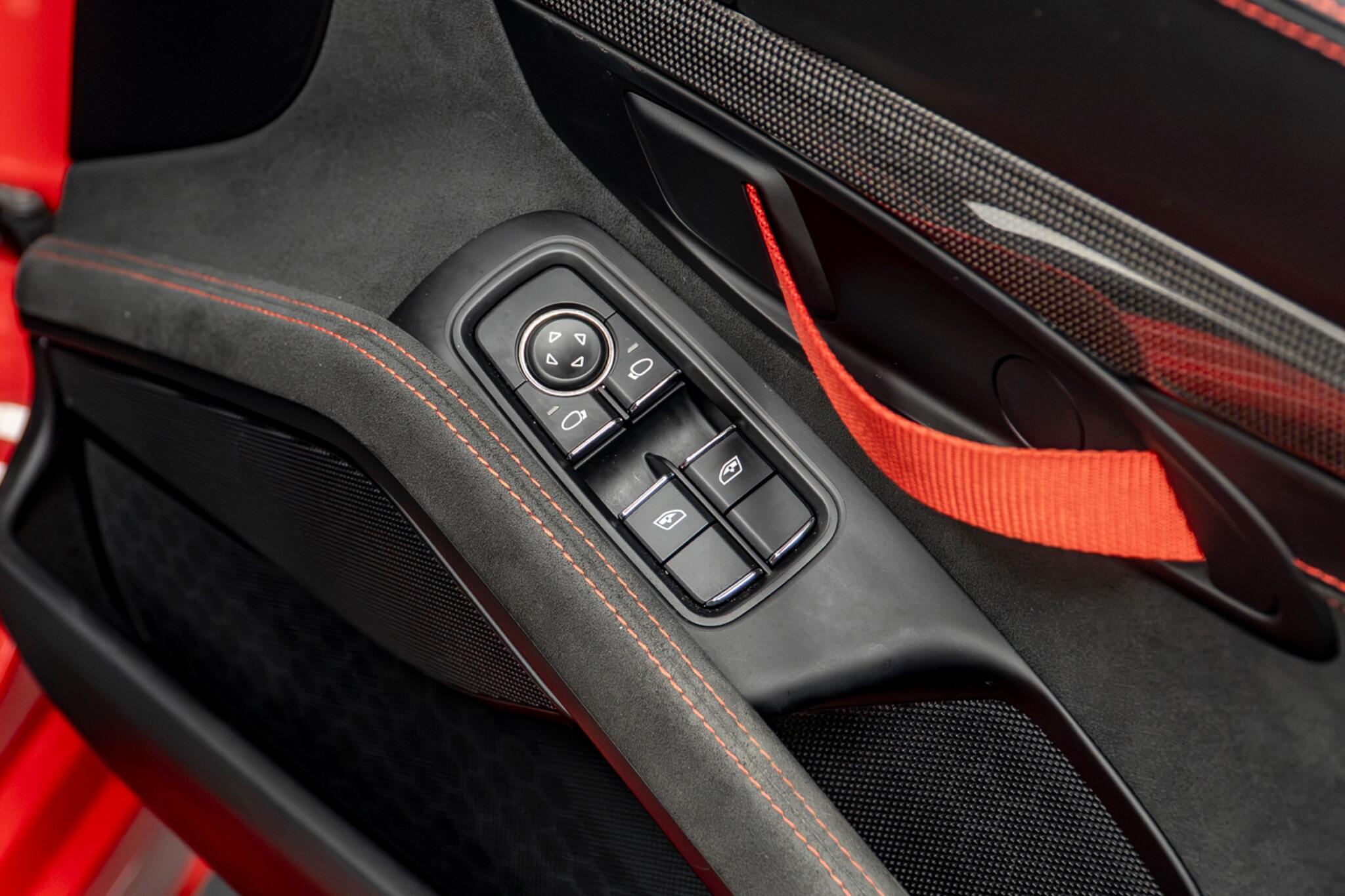 Porsche Cayman view 34
