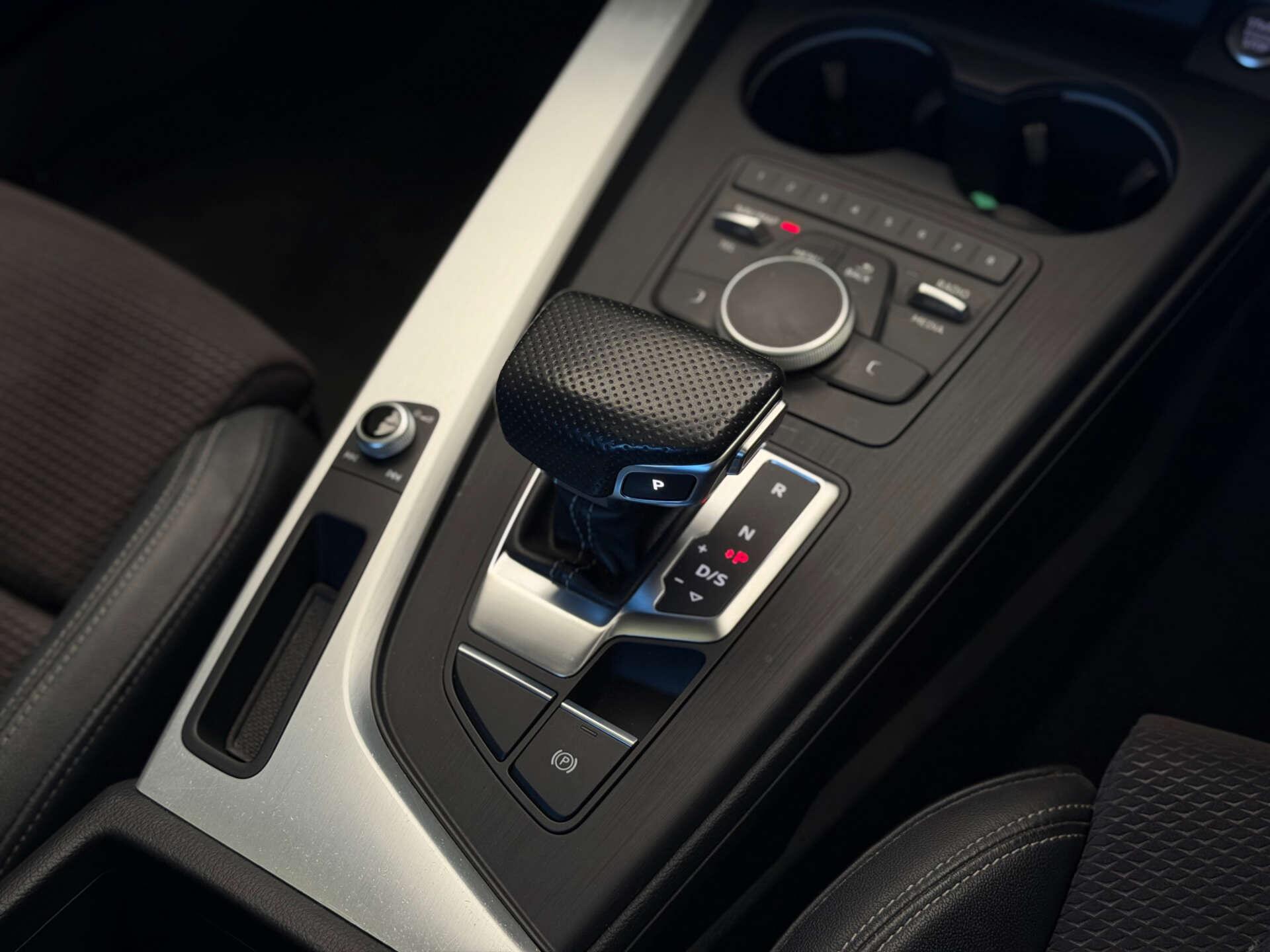 Audi A4 view 28