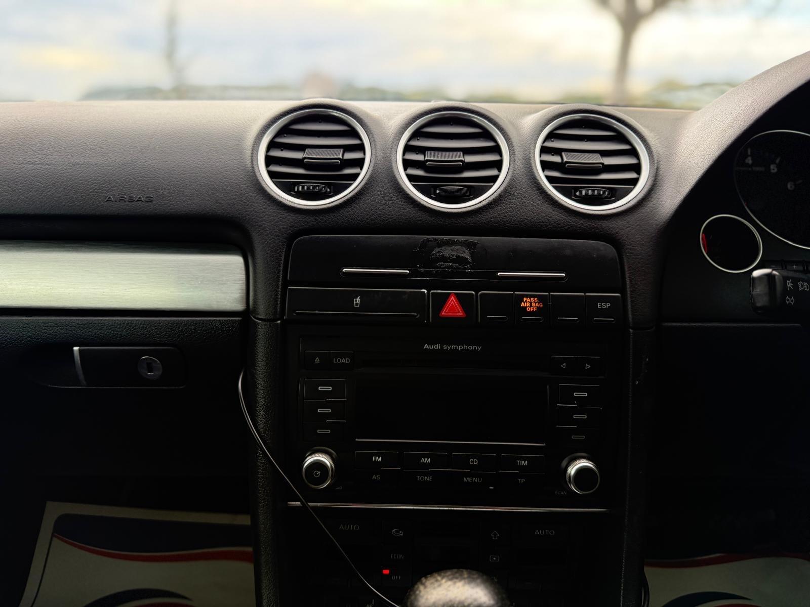 Audi A4 view 20