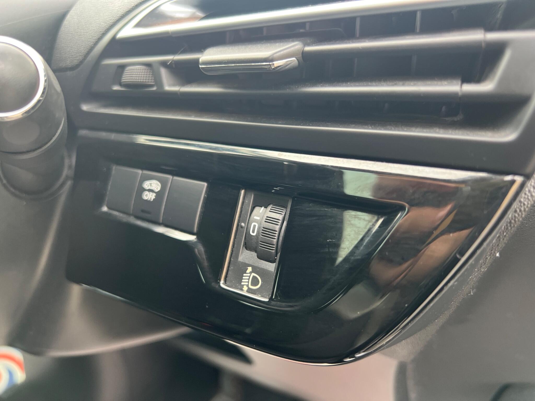 Citroen Grand C4 Picasso view 56