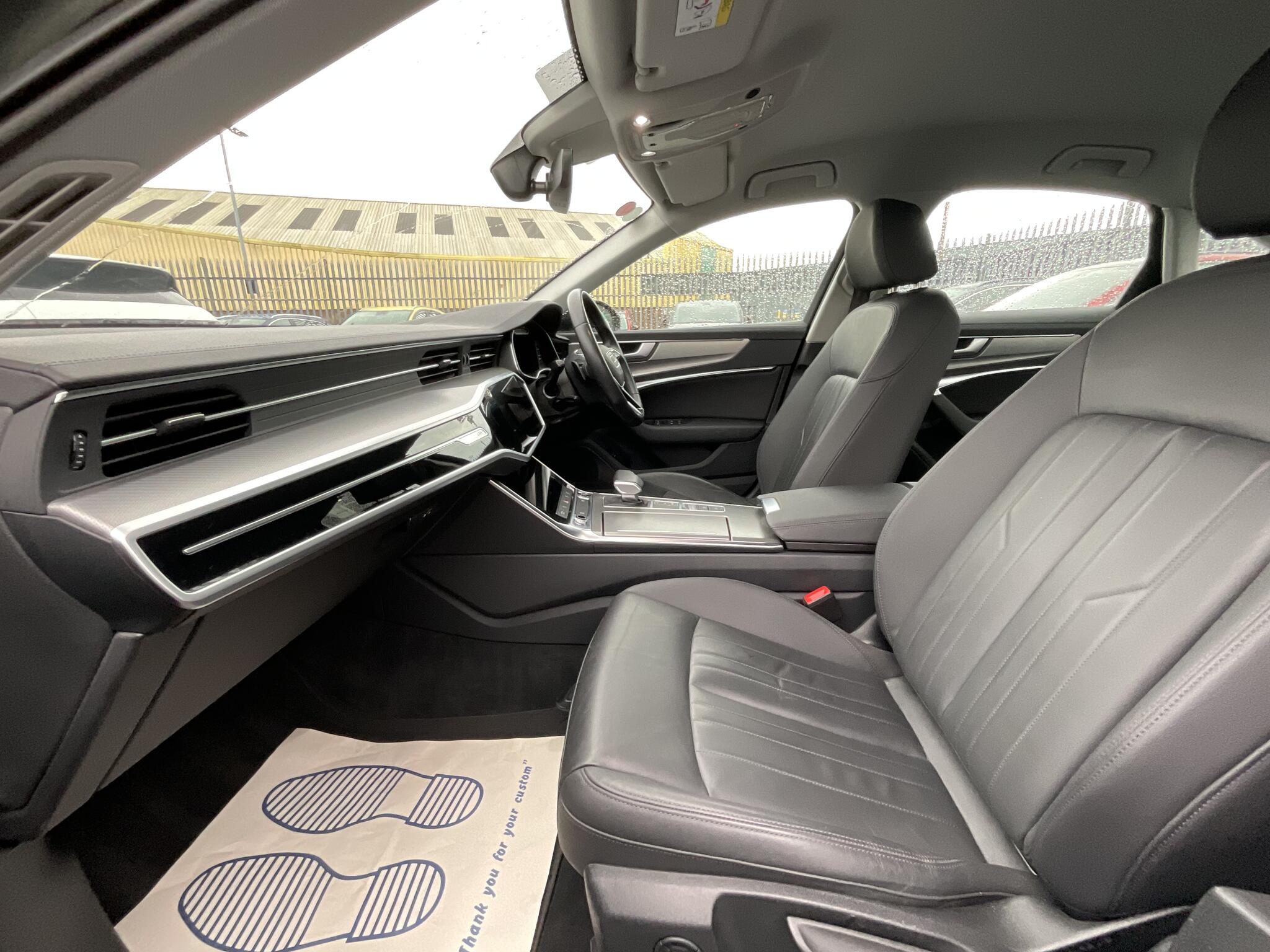 Audi A6 view 39