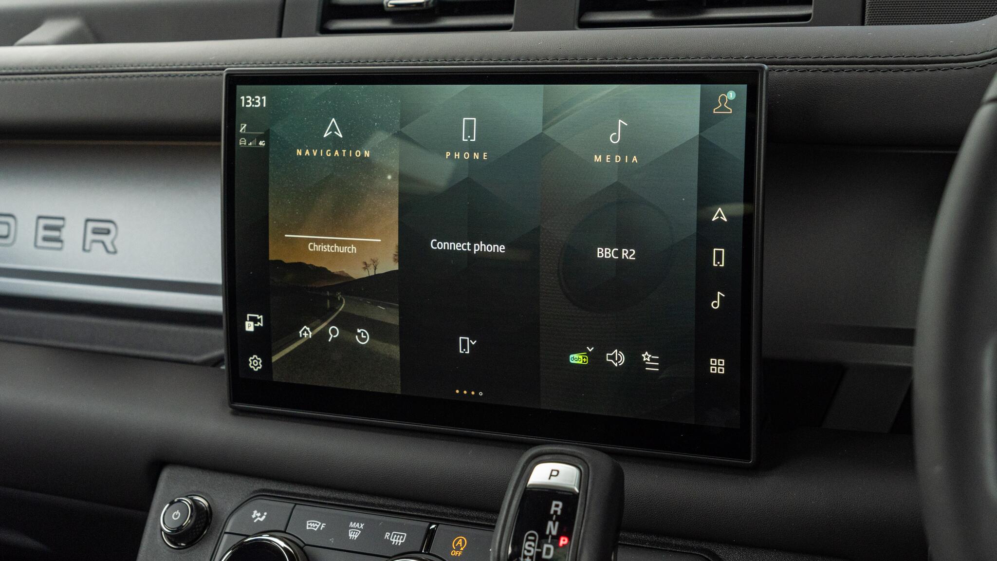 Land Rover Defender view 50
