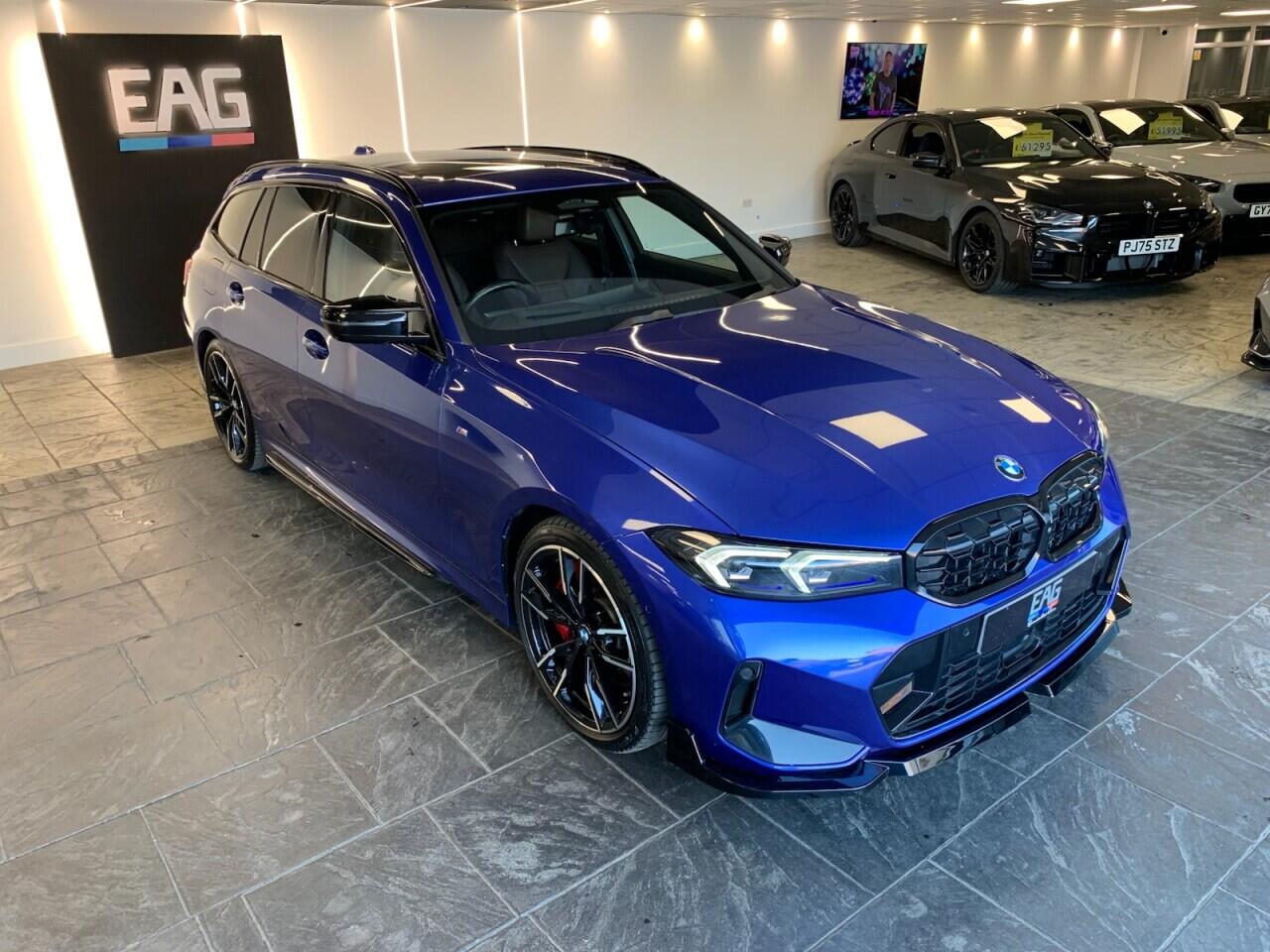 BMW 3 Series view 14