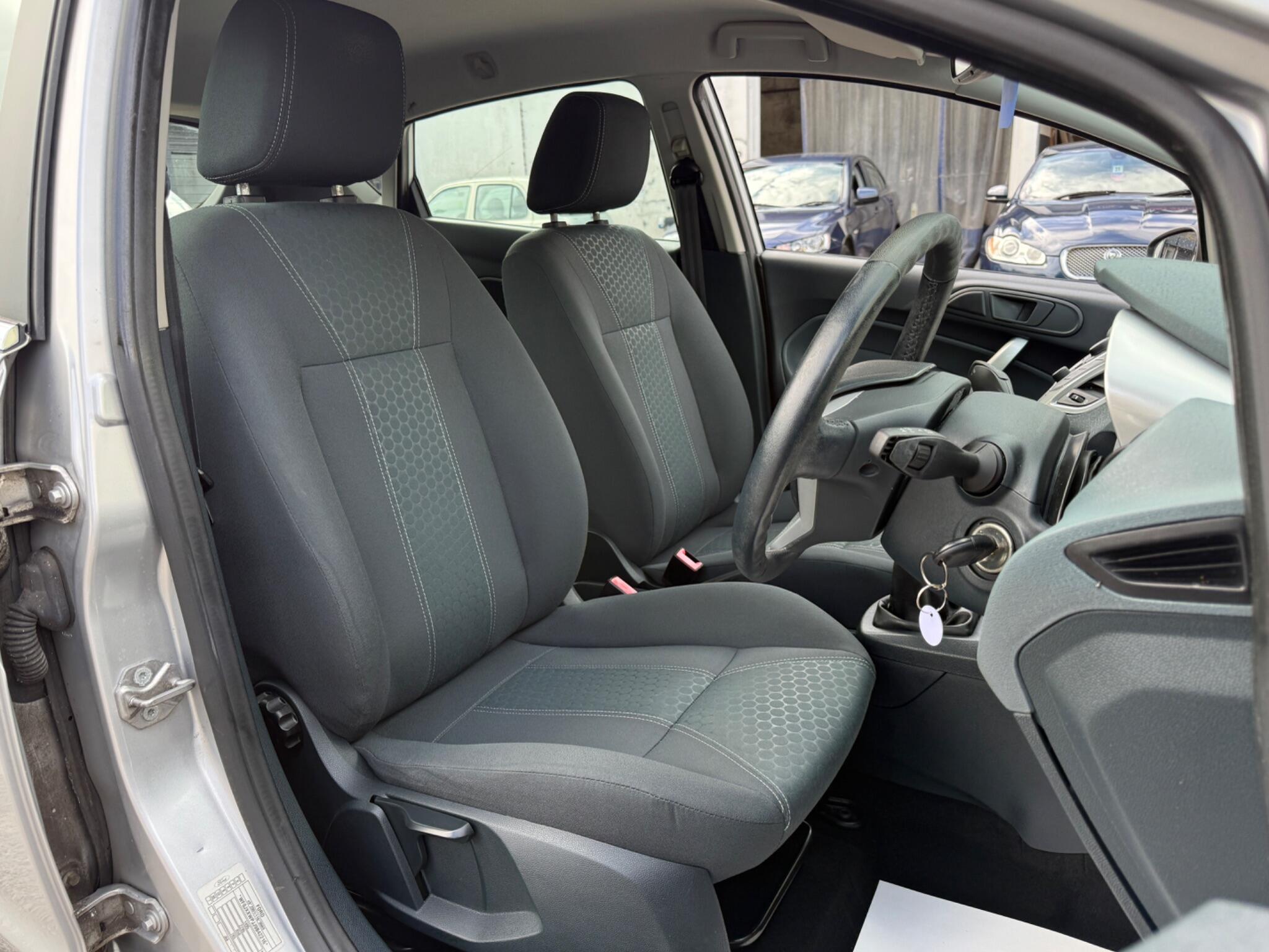 Ford Fiesta - Image 30