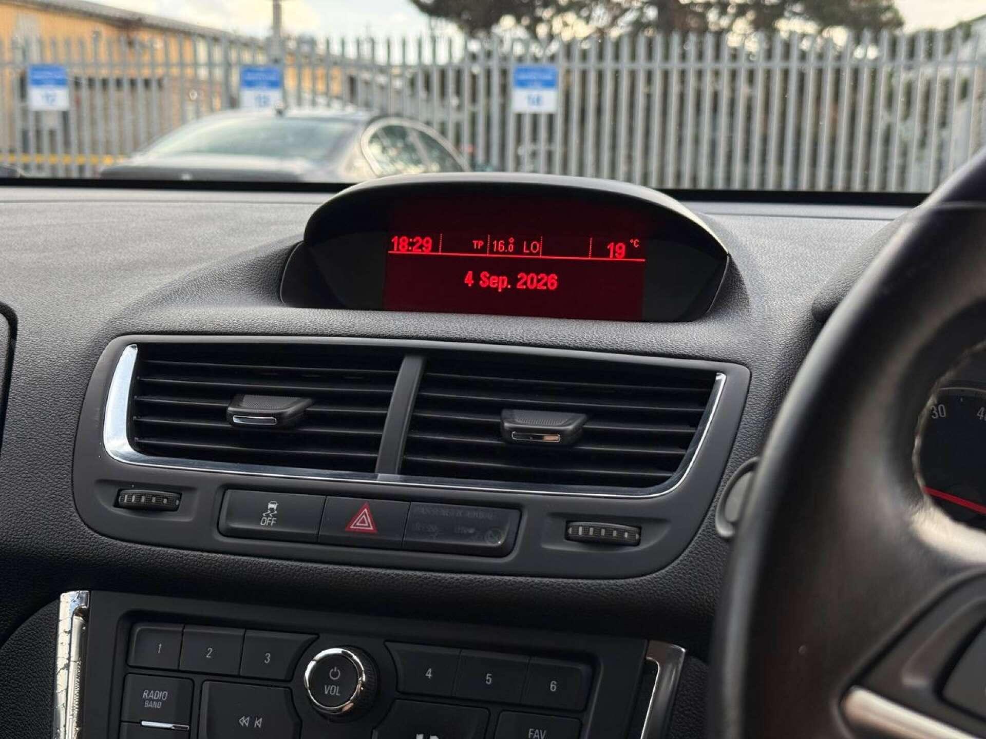 Vauxhall Mokka view 53