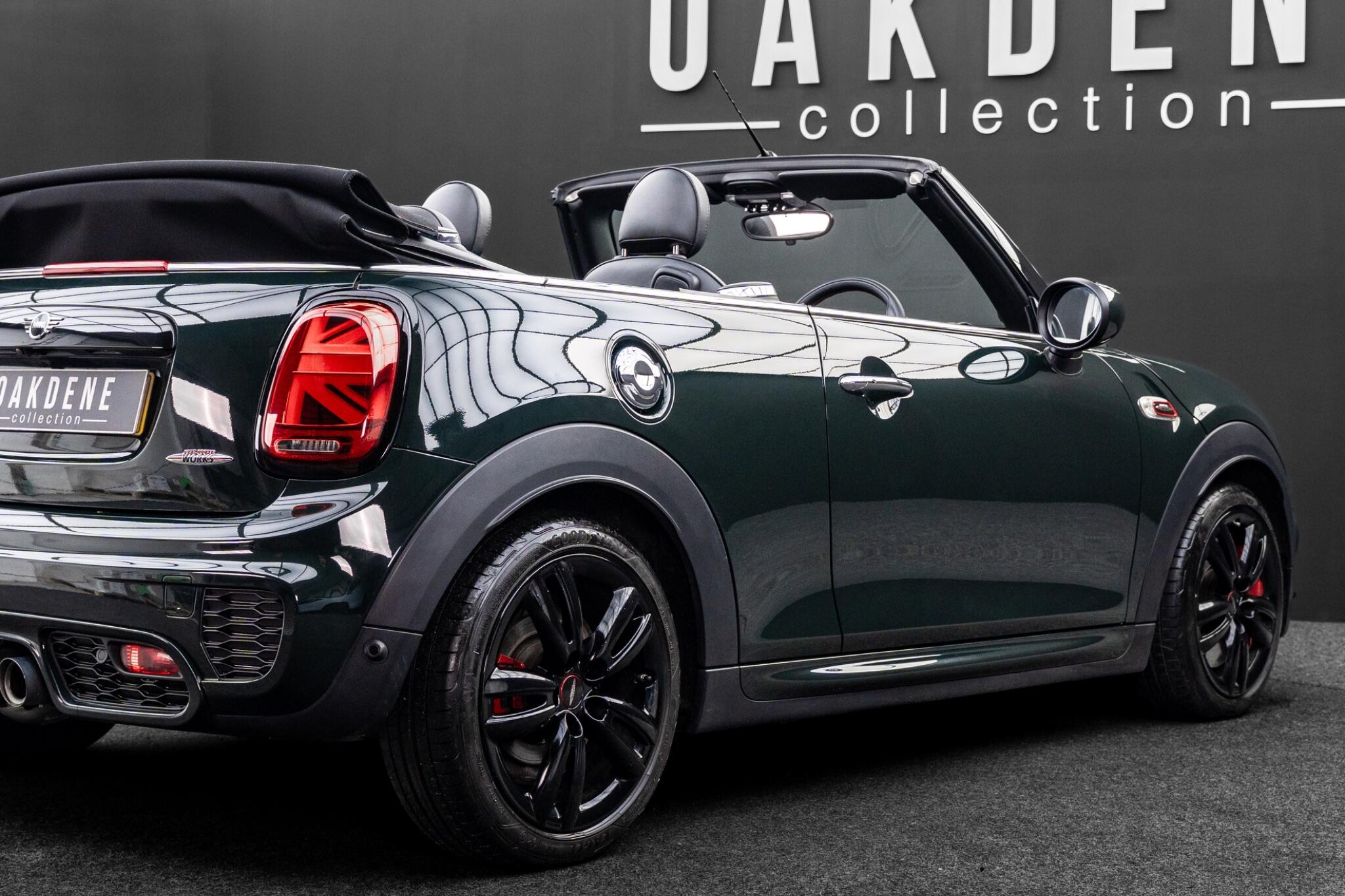 MINI Convertible view 28