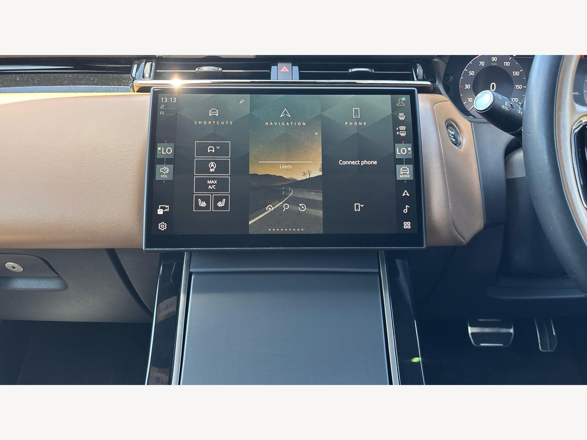 Land Rover Range Rover Velar view 17