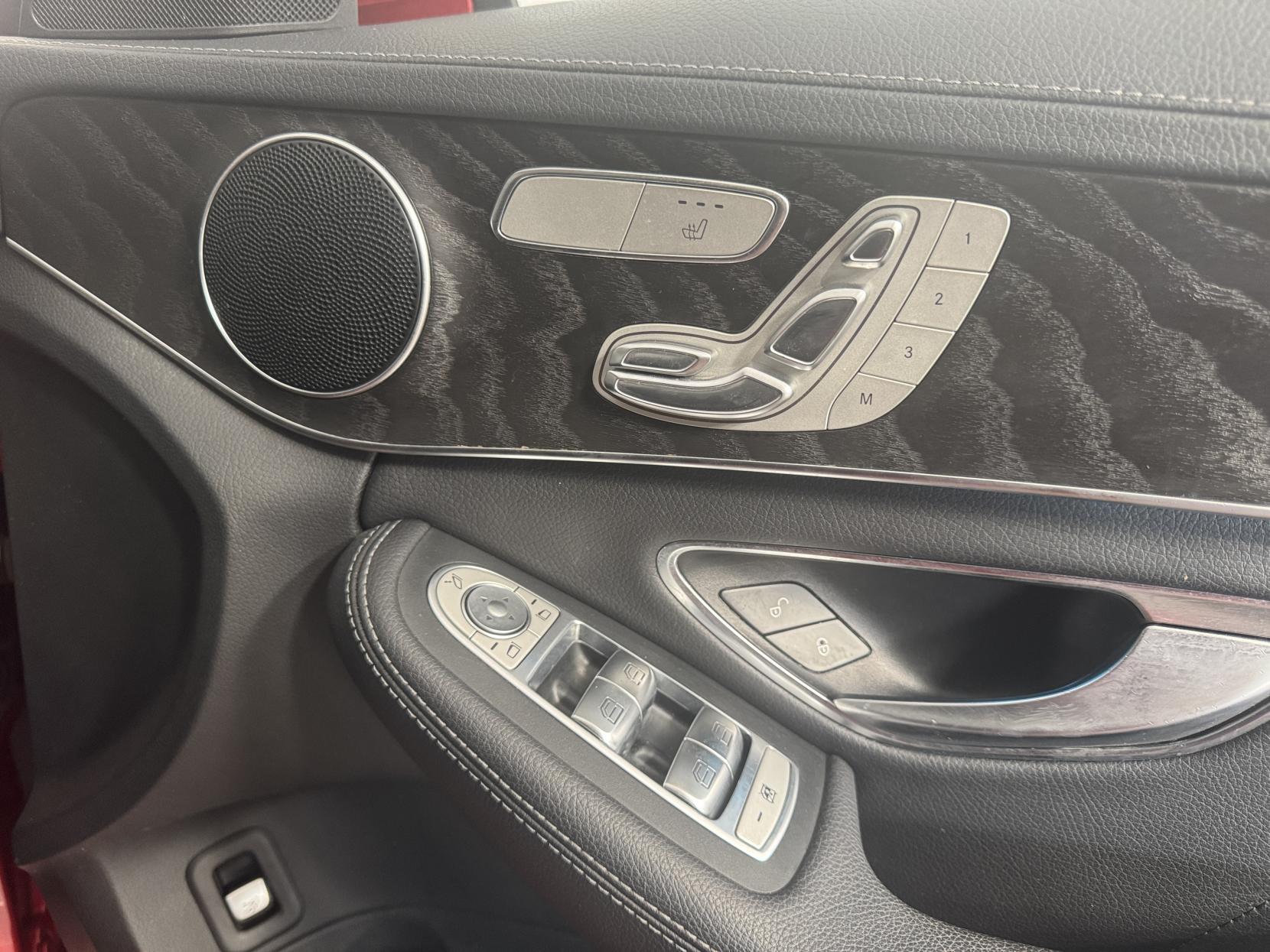 Mercedes-Benz C Class view 62