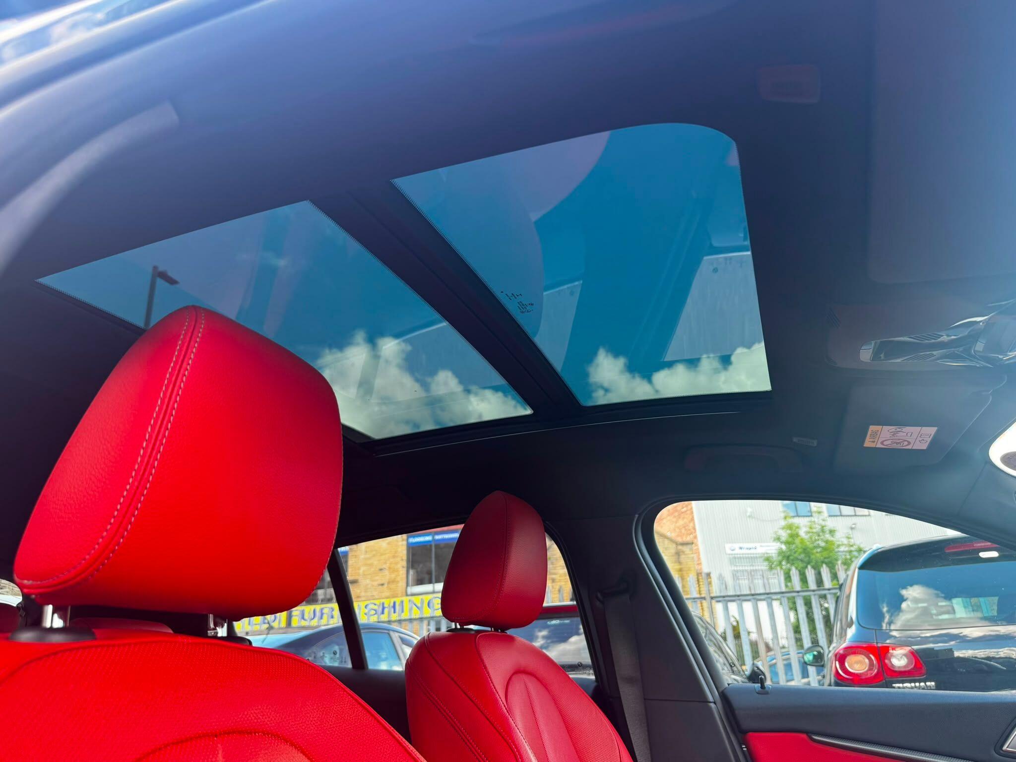 BMW 1 Series view 39