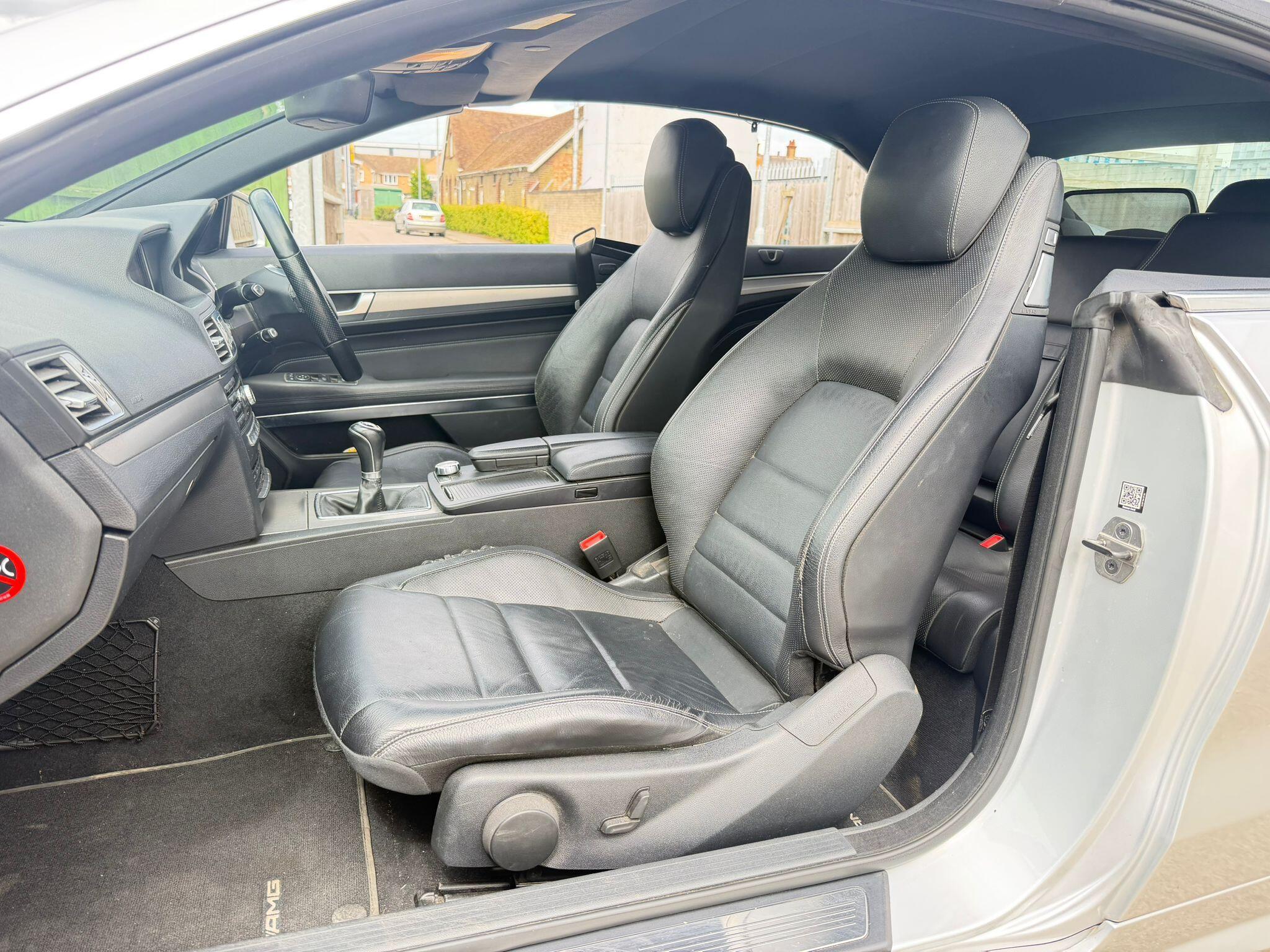 Mercedes-Benz E-Class view 12