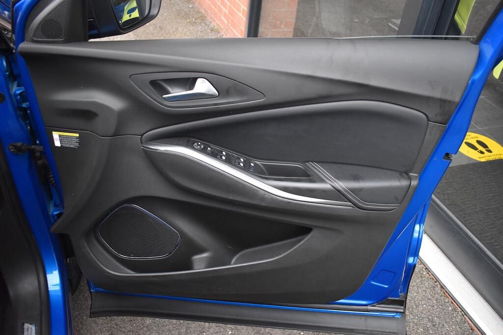 Vauxhall Grandland X view 28