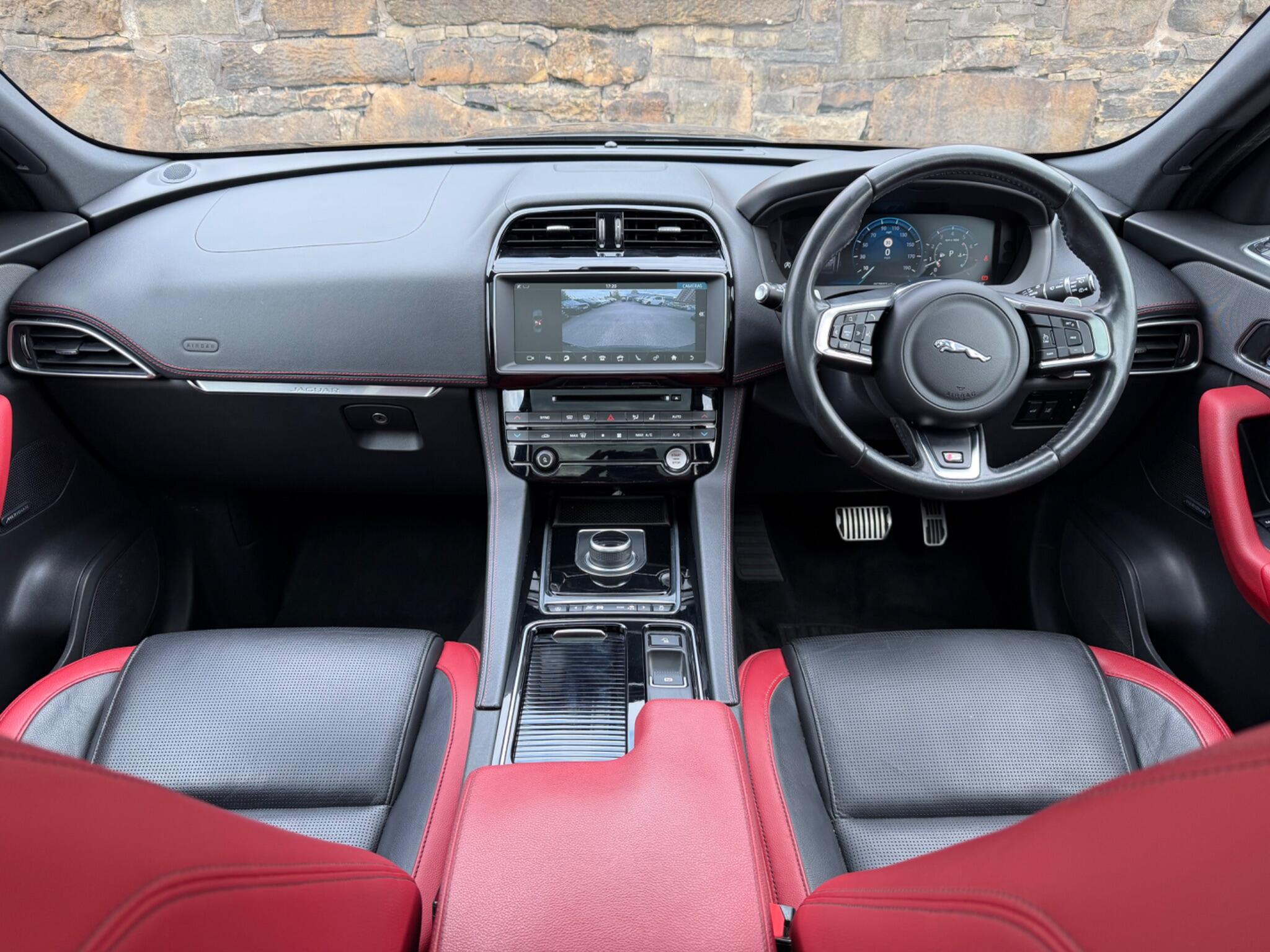 Jaguar F-Pace view 12