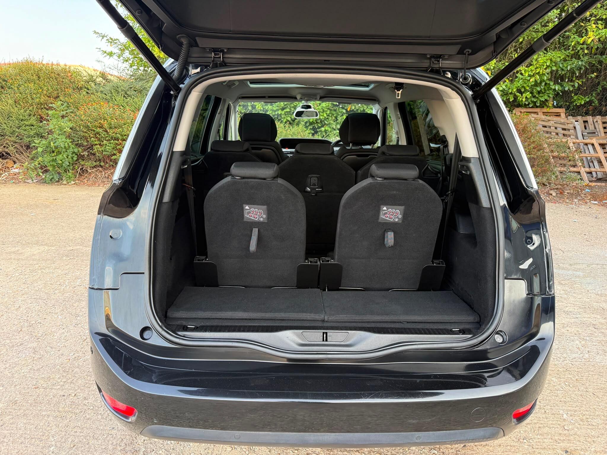 Citroen Grand C4 Spacetourer view 21