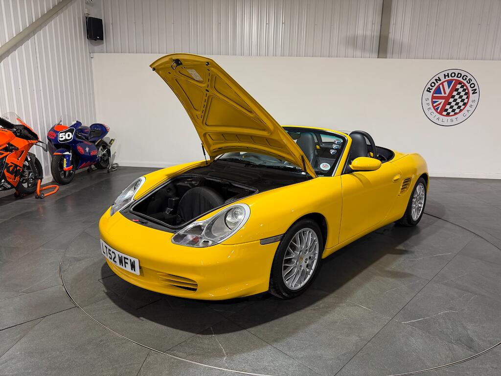 Porsche Boxster view 25