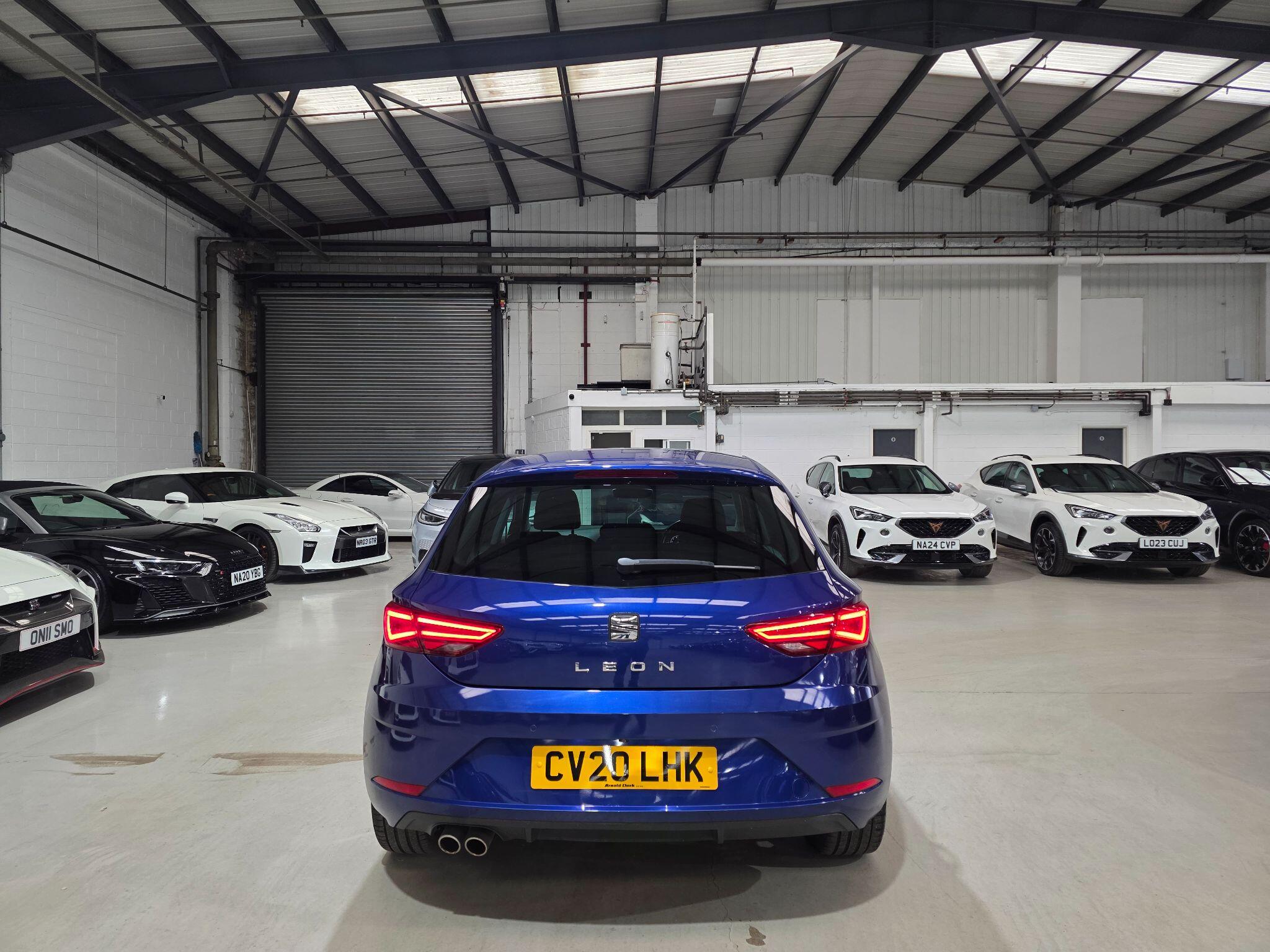 Seat Leon Leon view 4