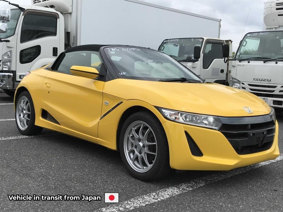 Honda S660 view 3