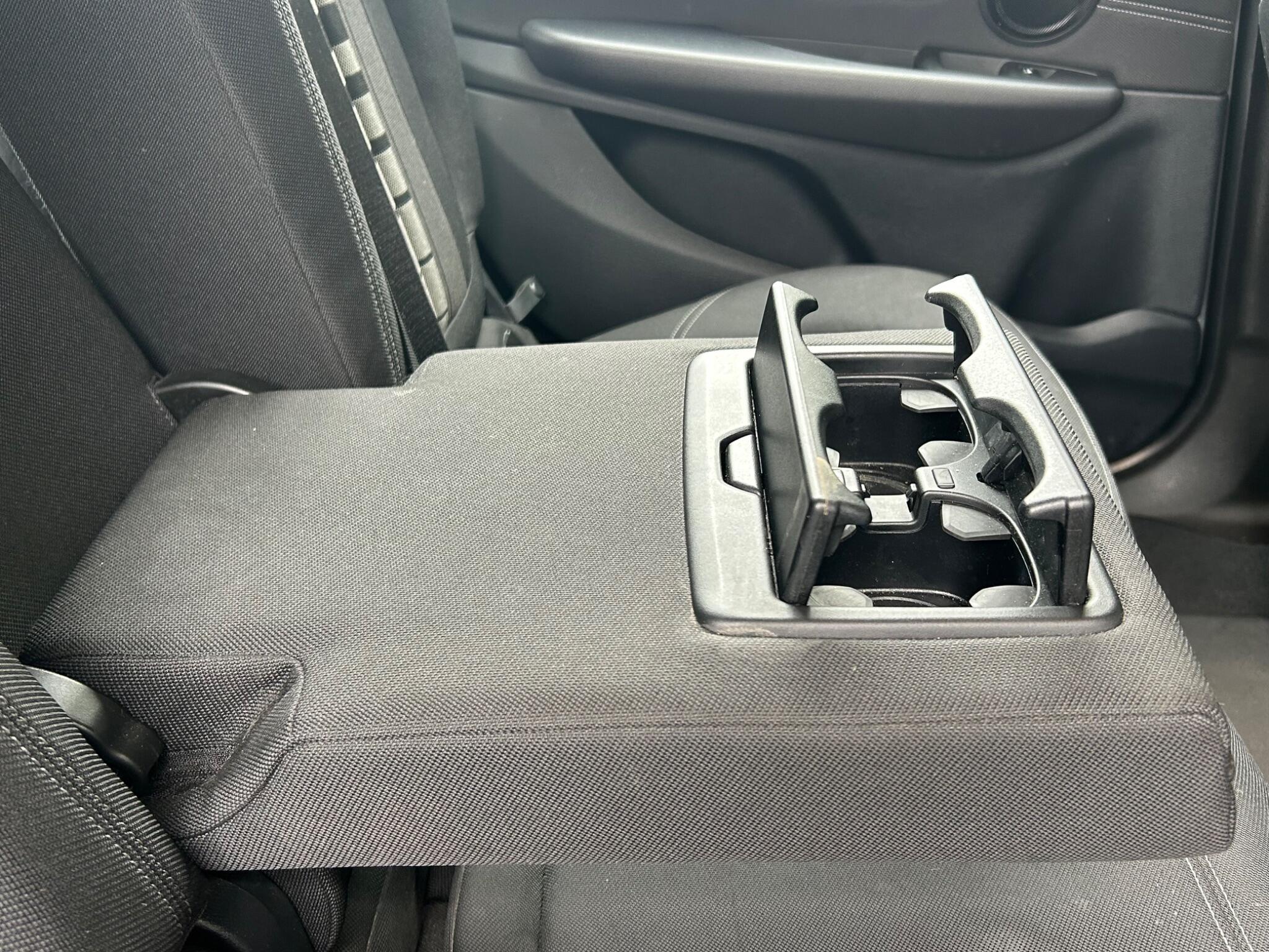 BMW 2 Series view 27