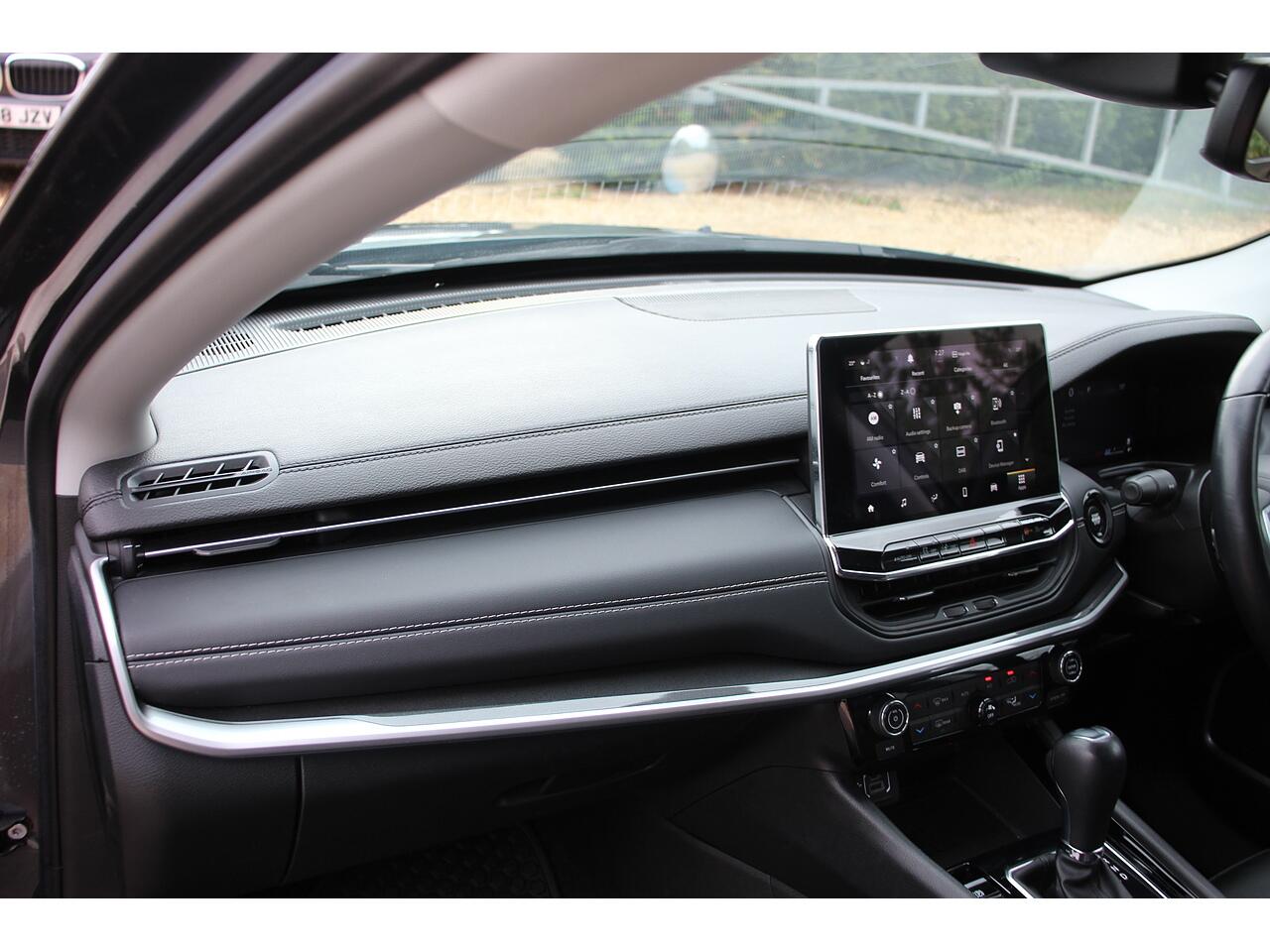 Jeep Compass view 14
