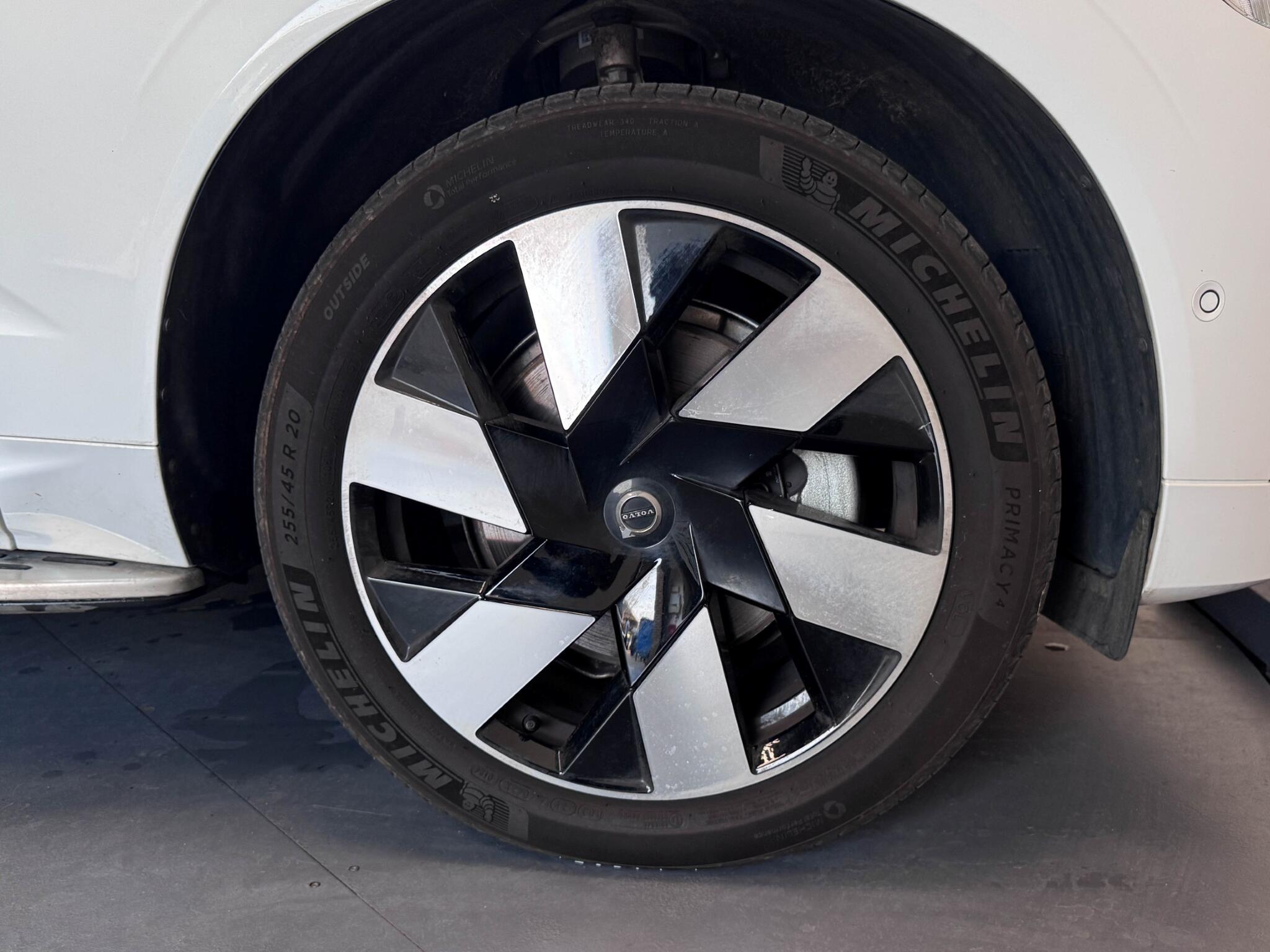 Volvo XC60 view 56