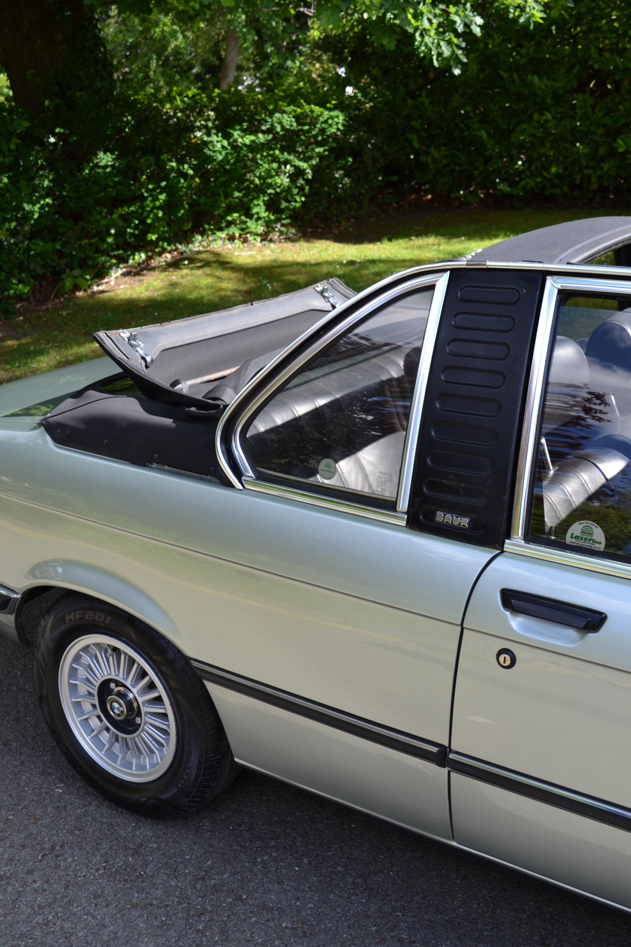 BMW 3 Series view 45