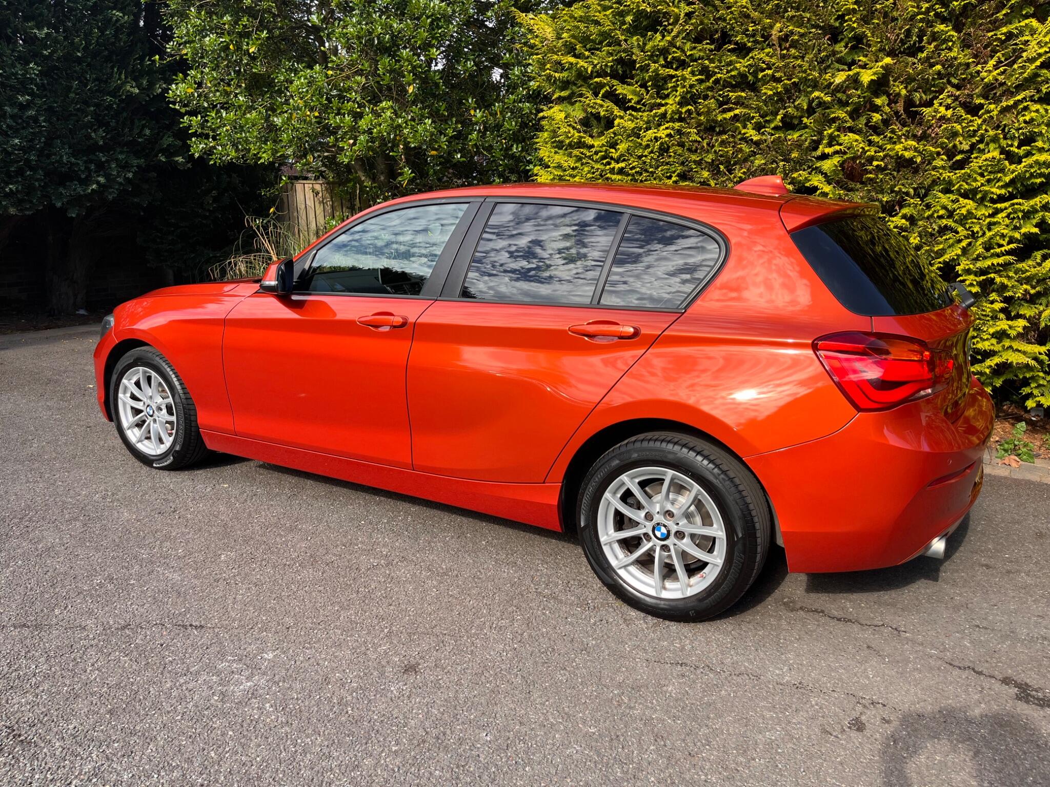 BMW 1 Series view 10