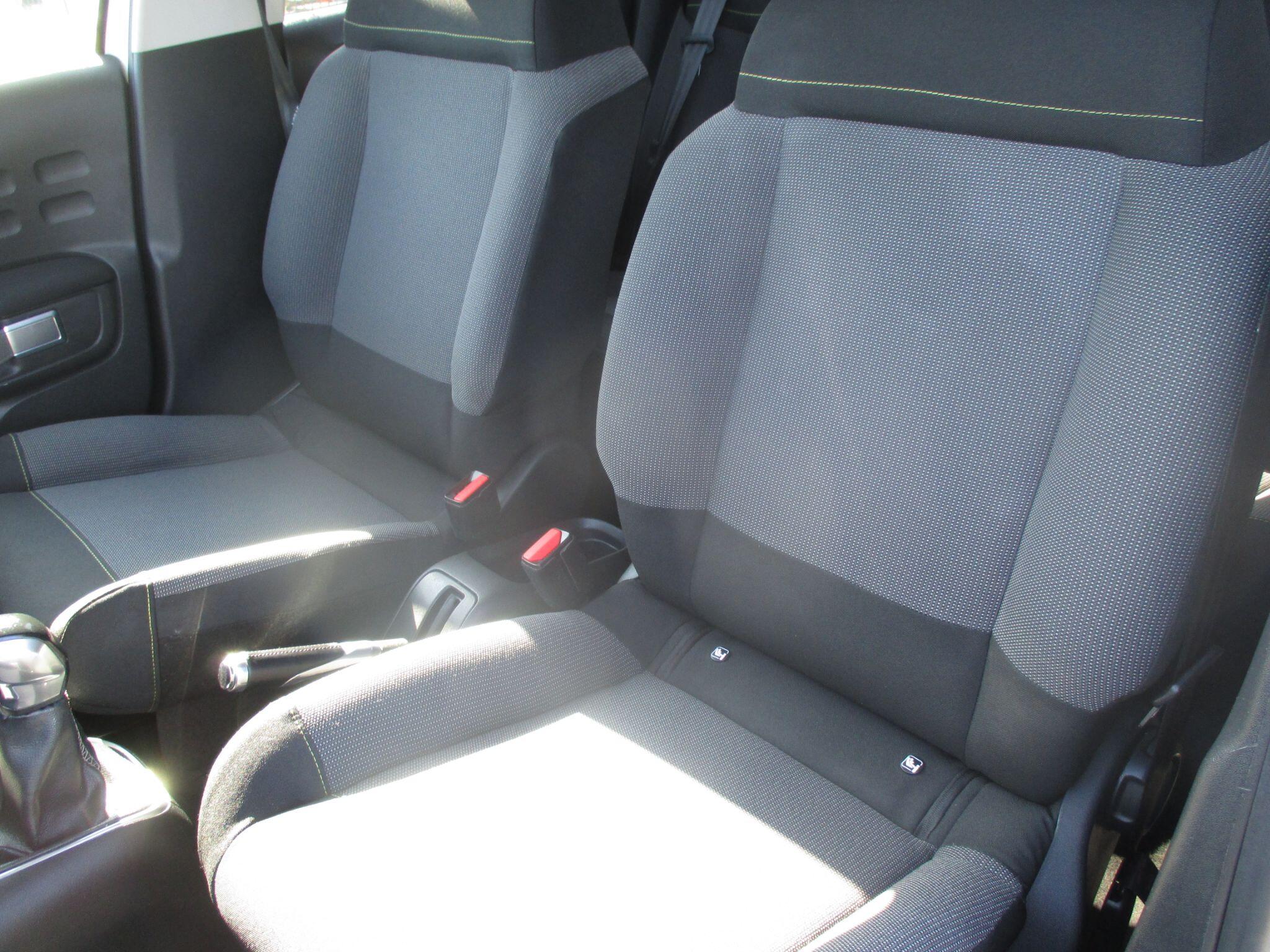 Citroen C3 view 34