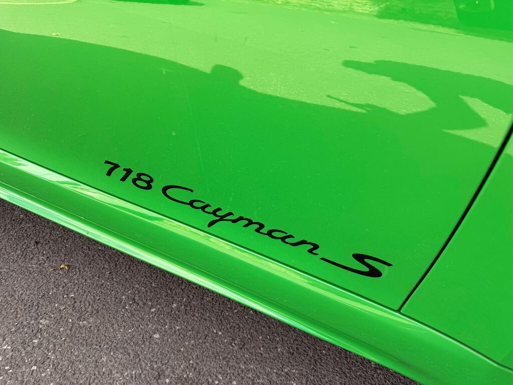 Porsche Cayman view 24